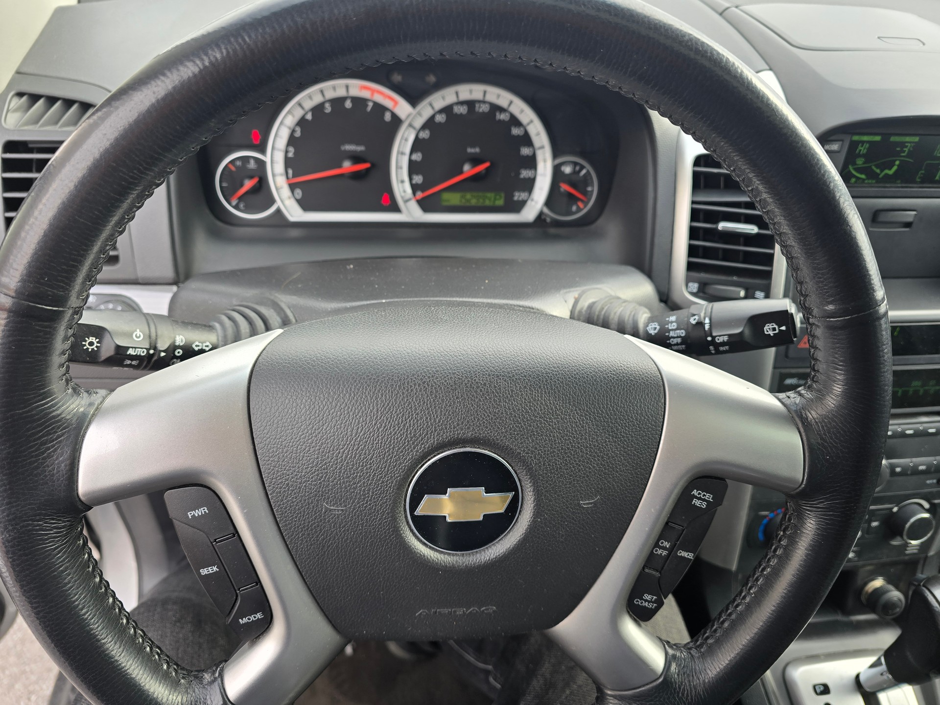 CHEVROLET Captiva 3.2 V6 LT Executive 4WD Automatic-image-15