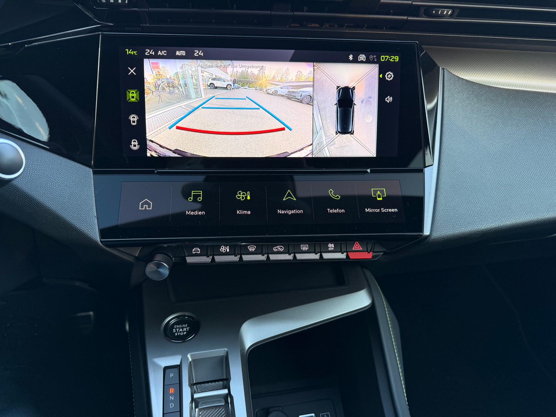PEUGEOT 308 1.2 HEV 136 GT-image-7