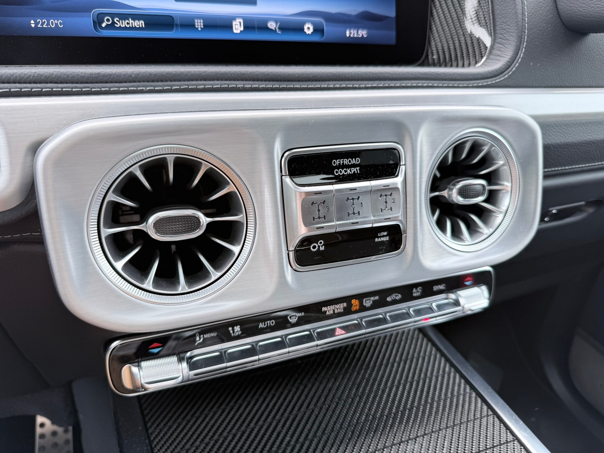 MERCEDES-BENZ G 63 AMG 9G-Tronic-image-19