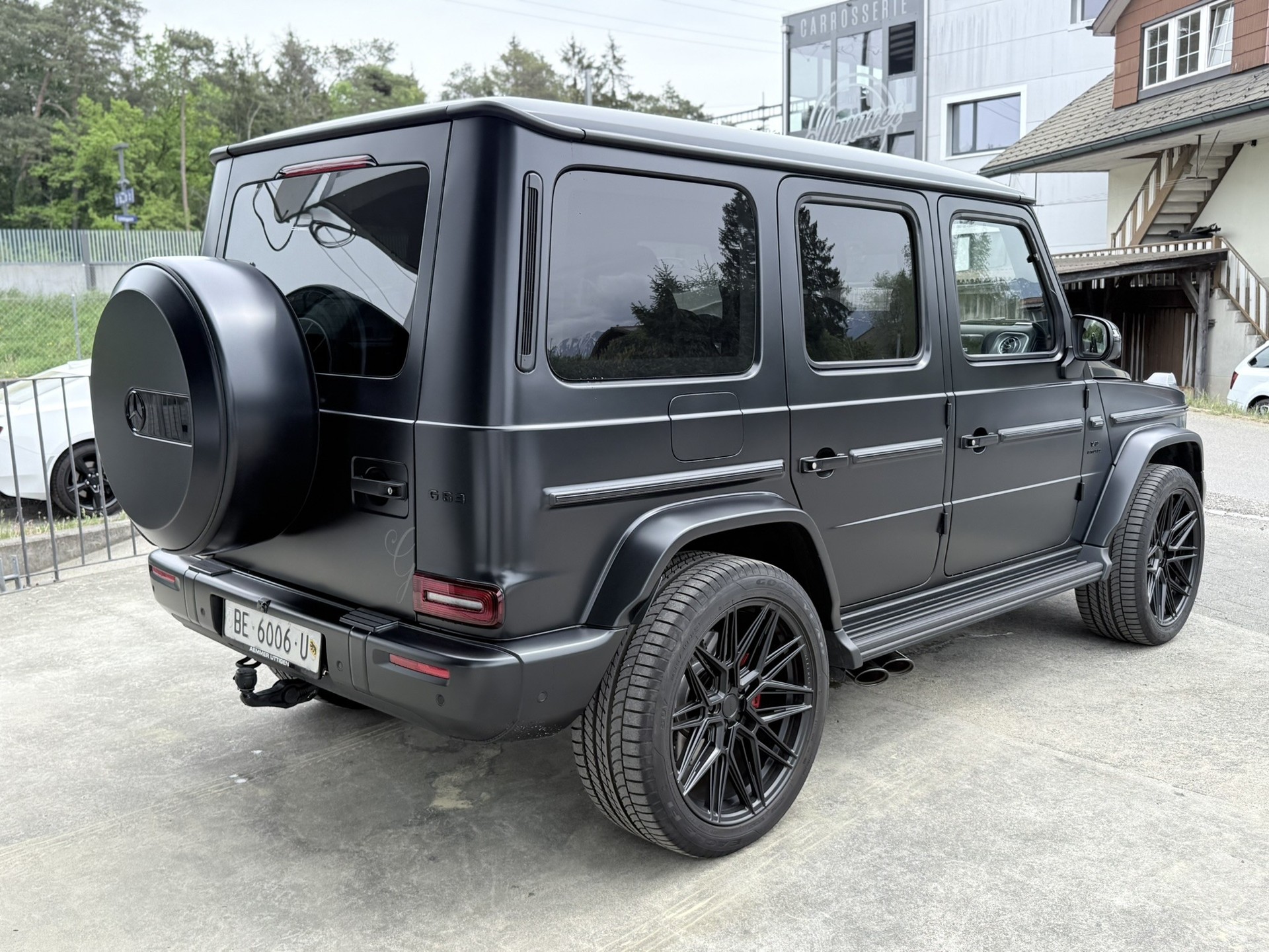 MERCEDES-BENZ G 63 AMG 9G-Tronic-image-4