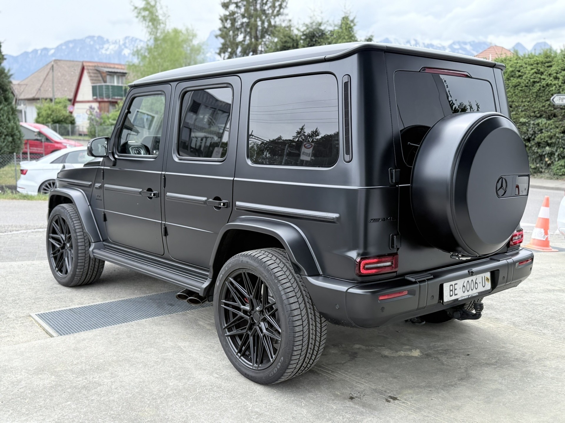 MERCEDES-BENZ G 63 AMG 9G-Tronic-image-6