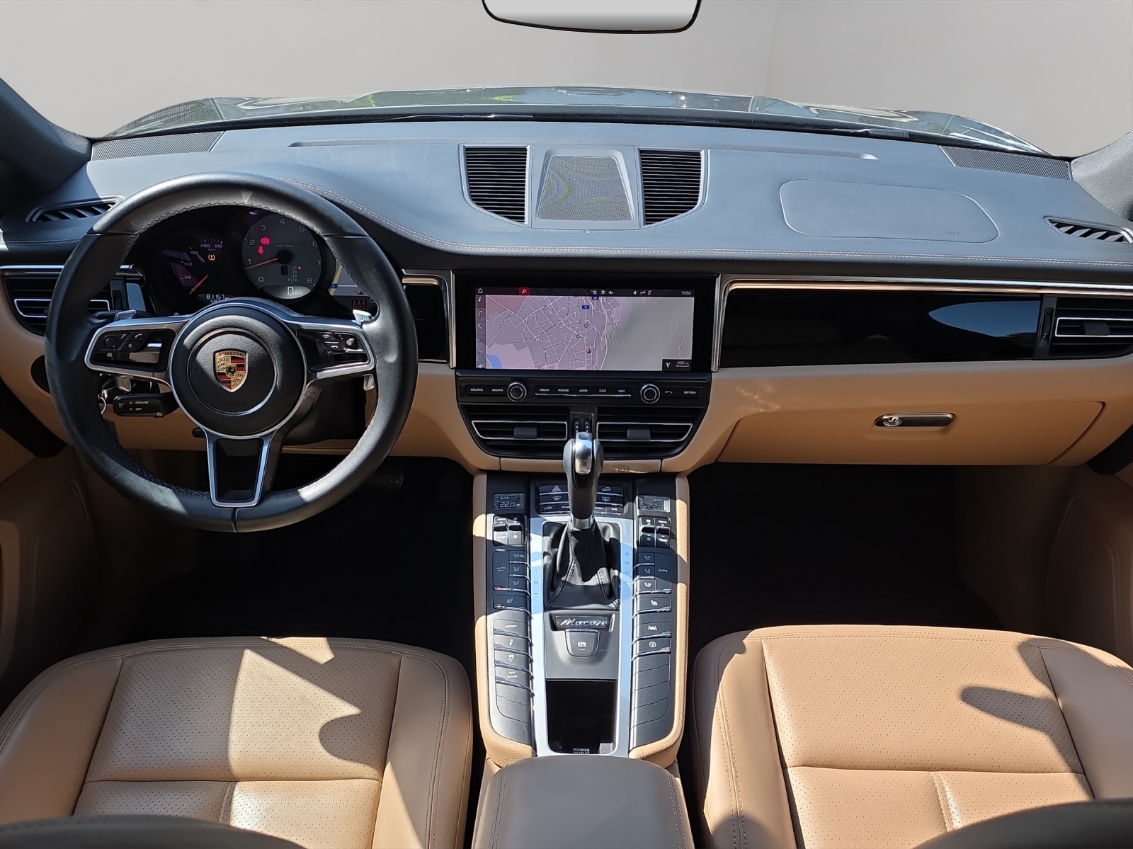PORSCHE Macan S PDK-image-9