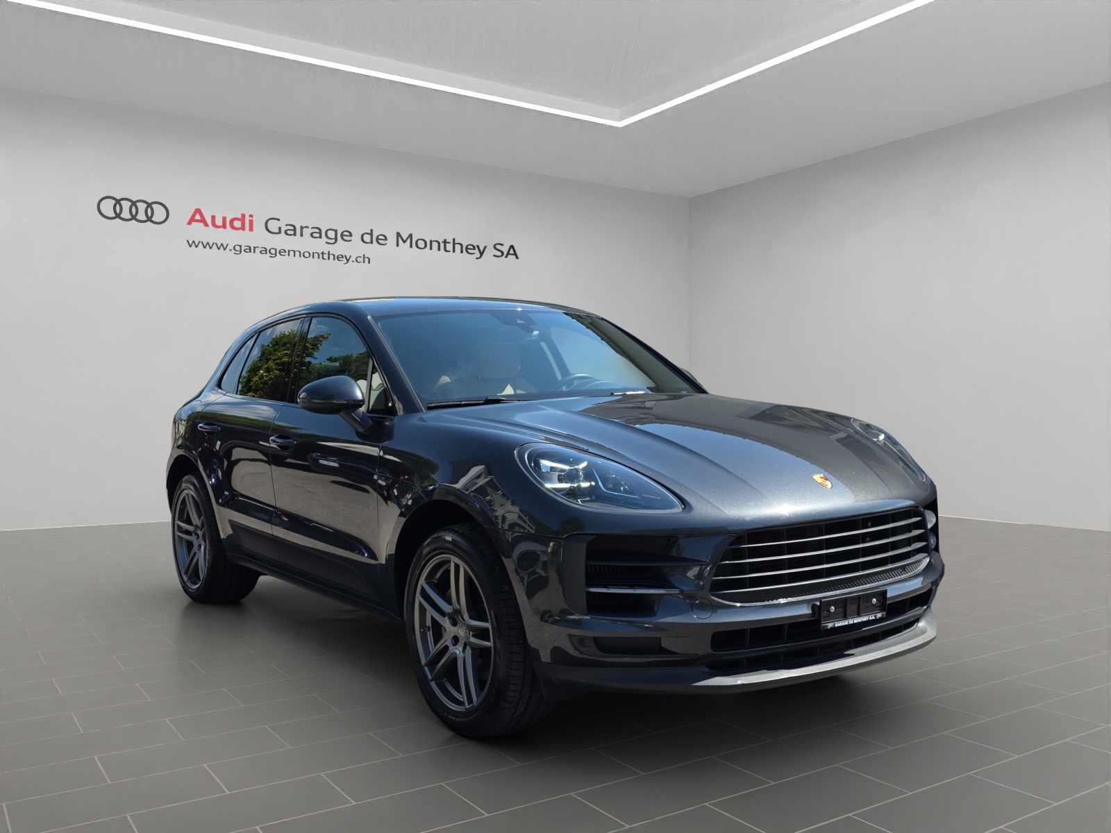 PORSCHE Macan S PDK-image-2