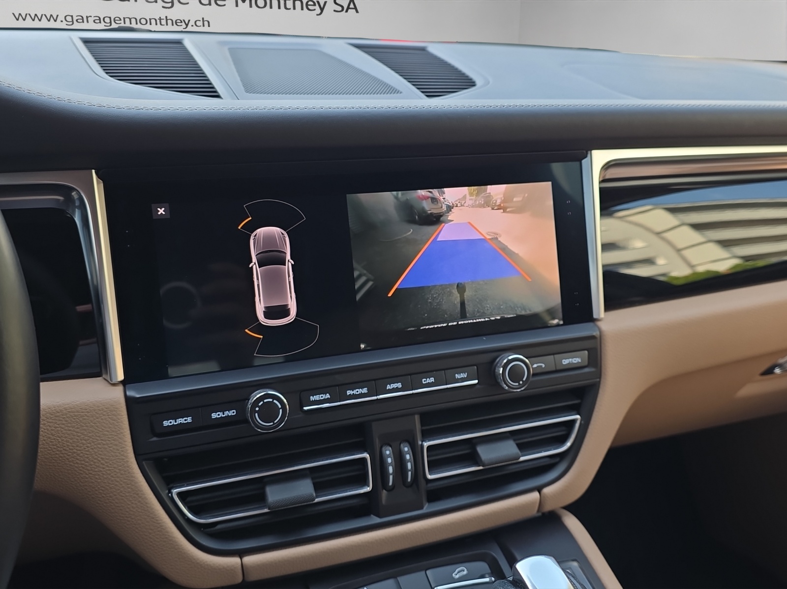 PORSCHE Macan S PDK-image-11