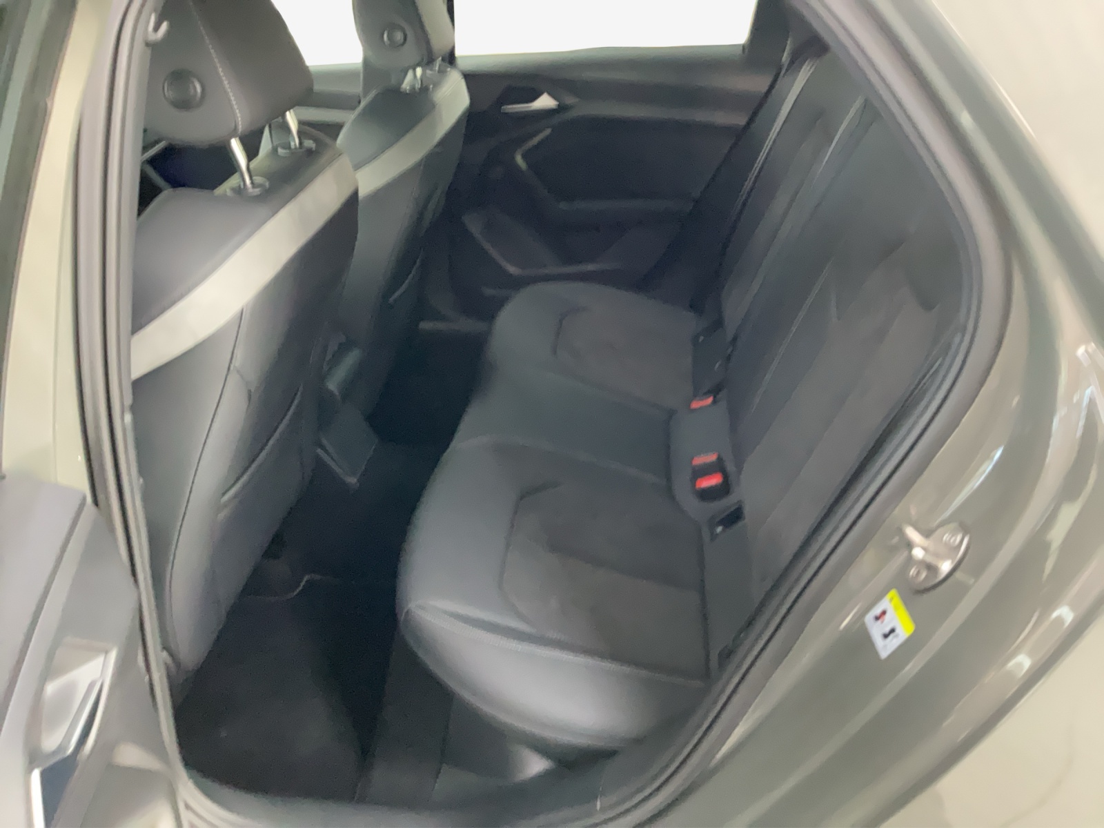 AUDI A1 Sportback 35 TFSI S Line S-tronic-image-11
