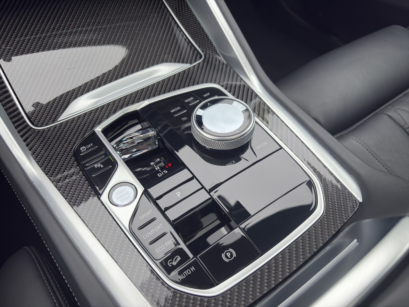 BMW X6 xDr48V M60i M SportPro-image-13