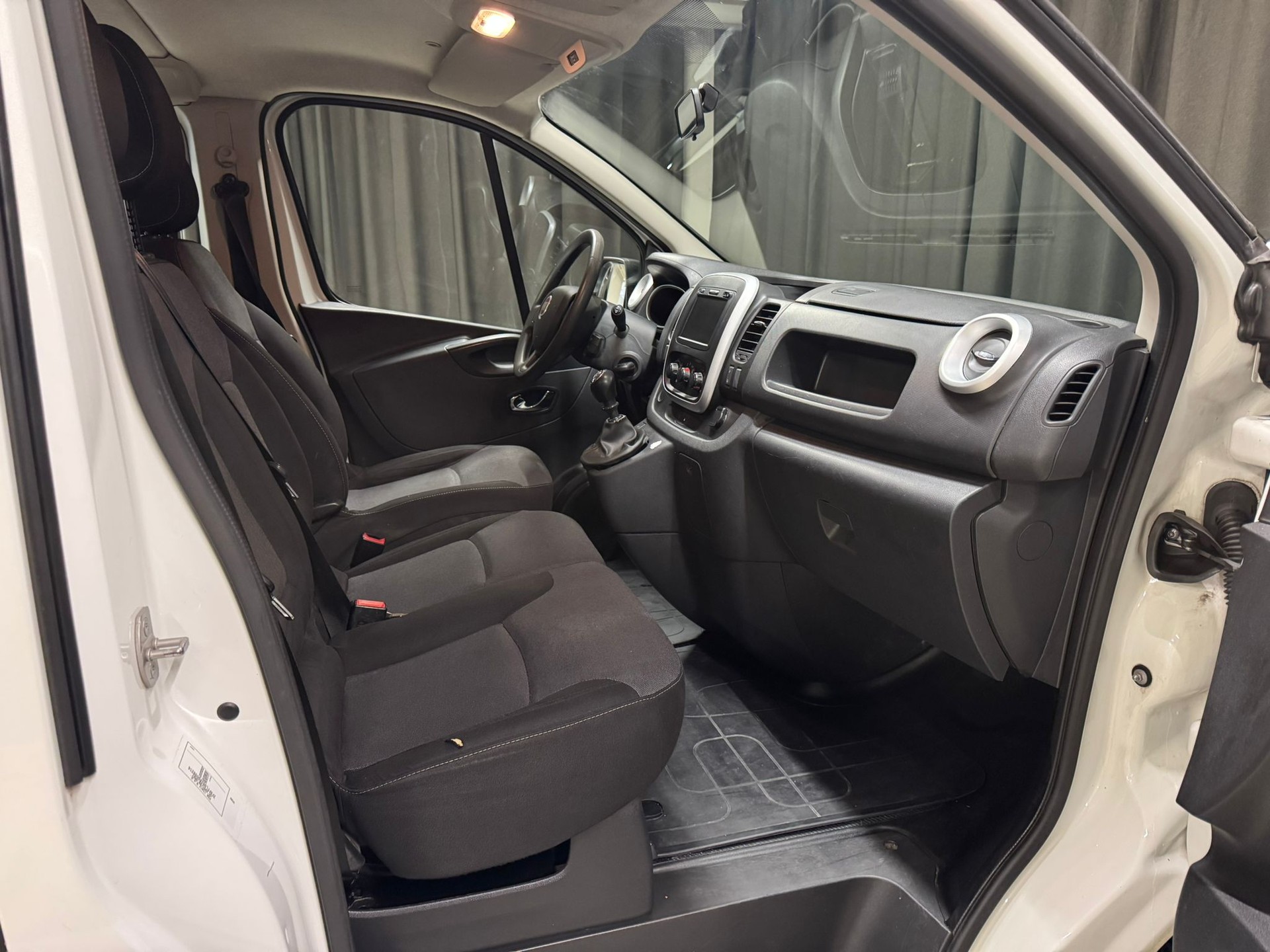 FIAT Talento 29 1.6 Eco L1H1 Swiss 6-Plätzer-image-12