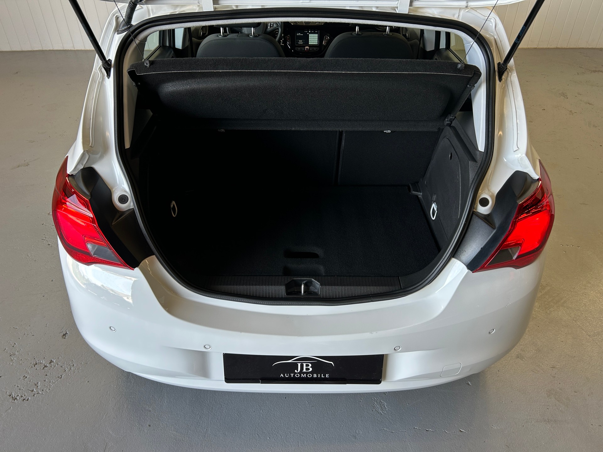 OPEL Corsa 1.4 EcoTec 120 Years Edition-image-11
