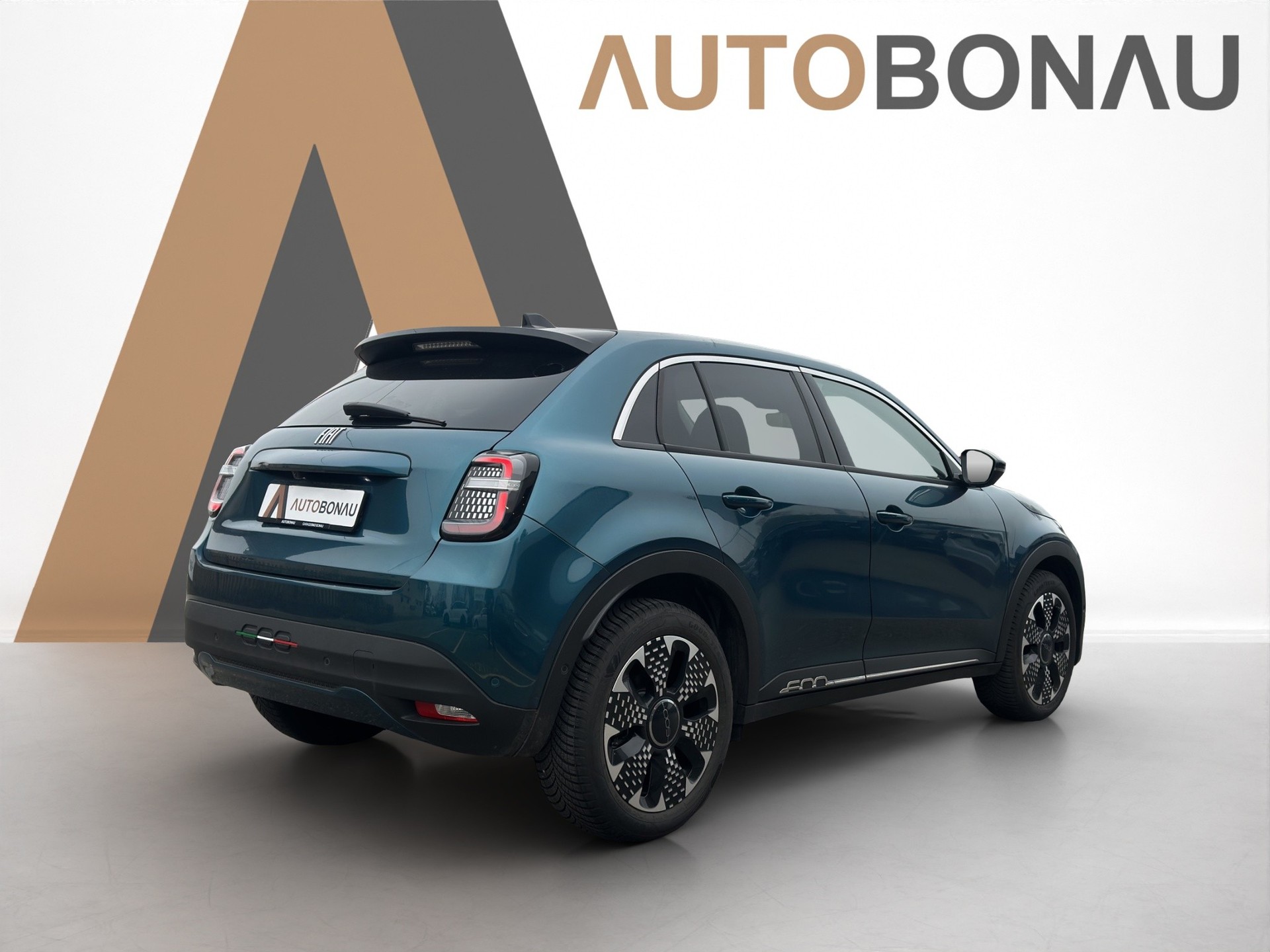 FIAT 600 1.2 Hybrid 145 Cult-image-4