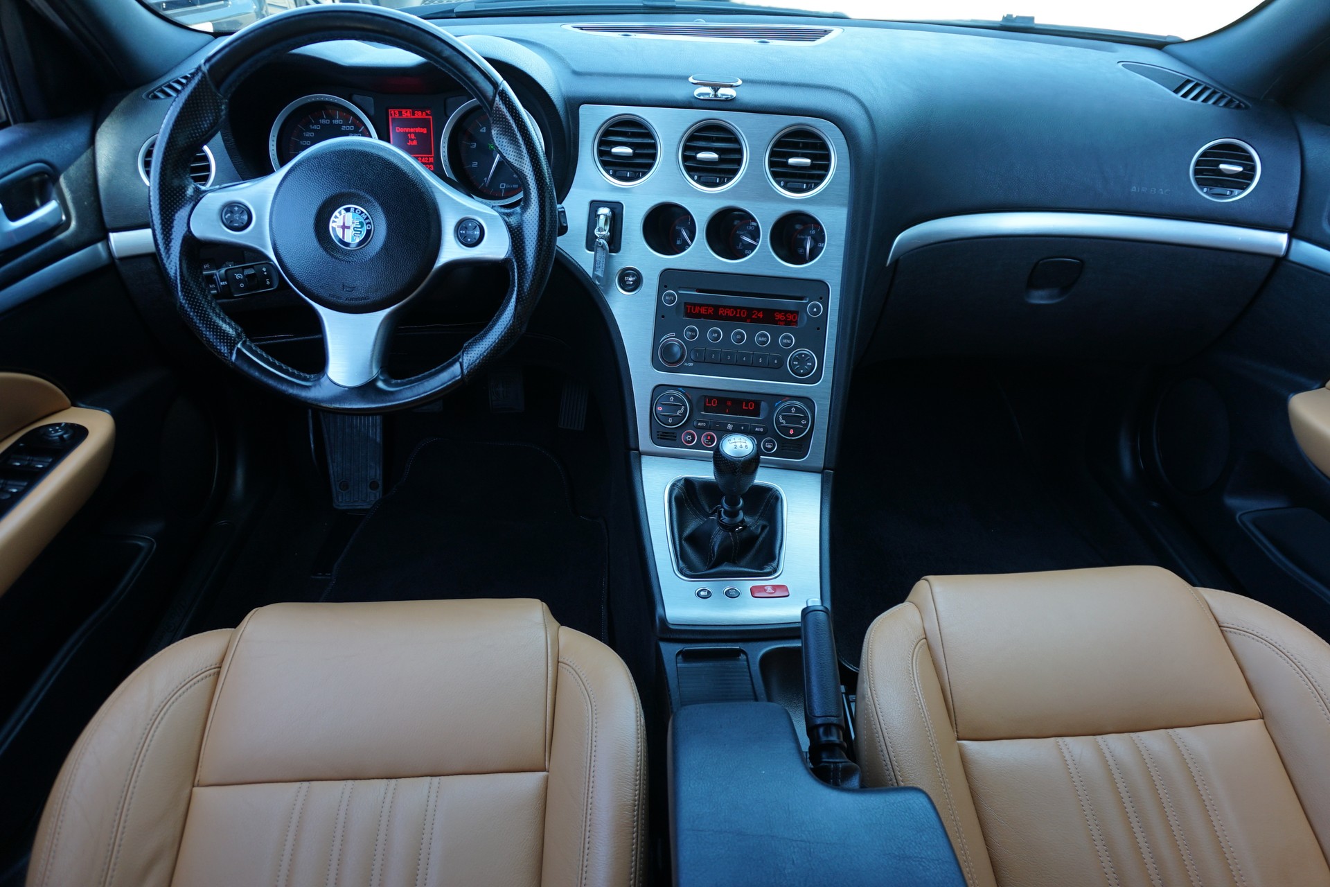 ALFA ROMEO 159 SW 1.8TBi 200PS-image-12