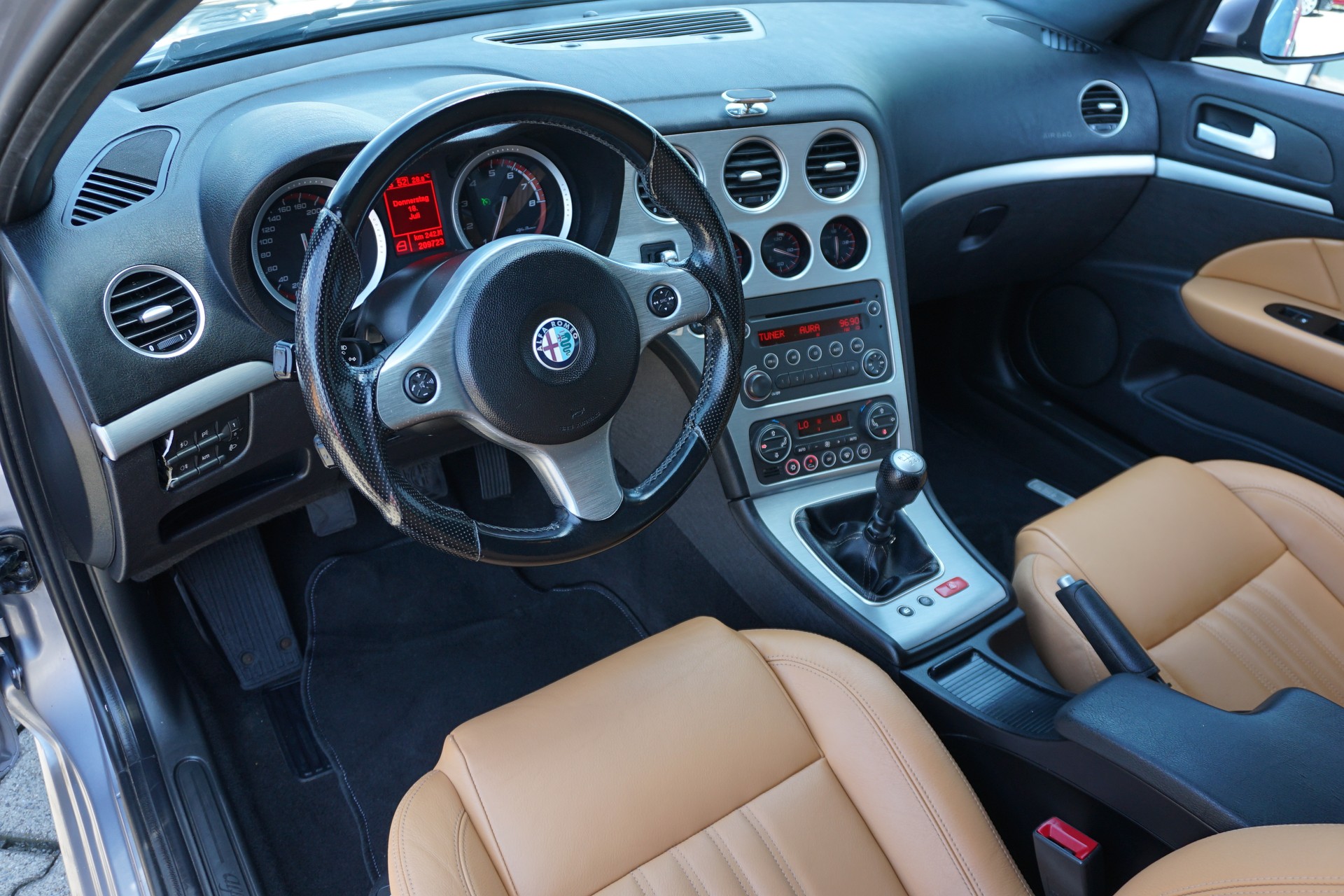 ALFA ROMEO 159 SW 1.8TBi 200PS-image-14