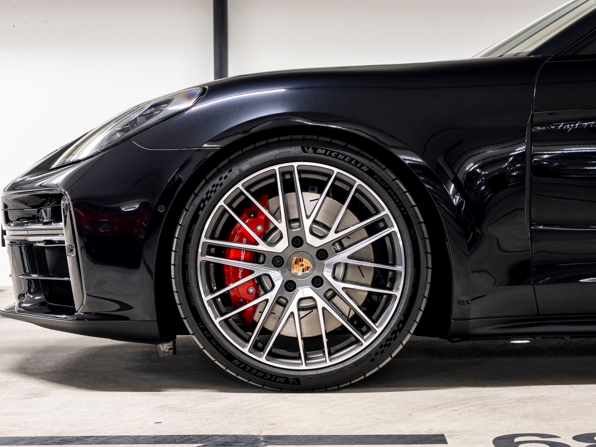 PORSCHE Panamera 4S E-Hybrid PDK-image-11