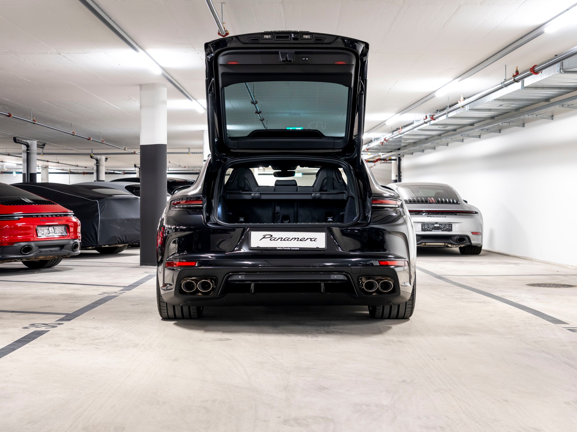 PORSCHE Panamera 4S E-Hybrid PDK-image-9