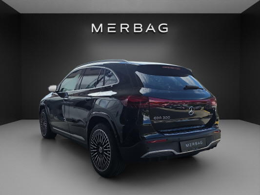 MERCEDES-BENZ EQA 300 4M Excellence-image-3