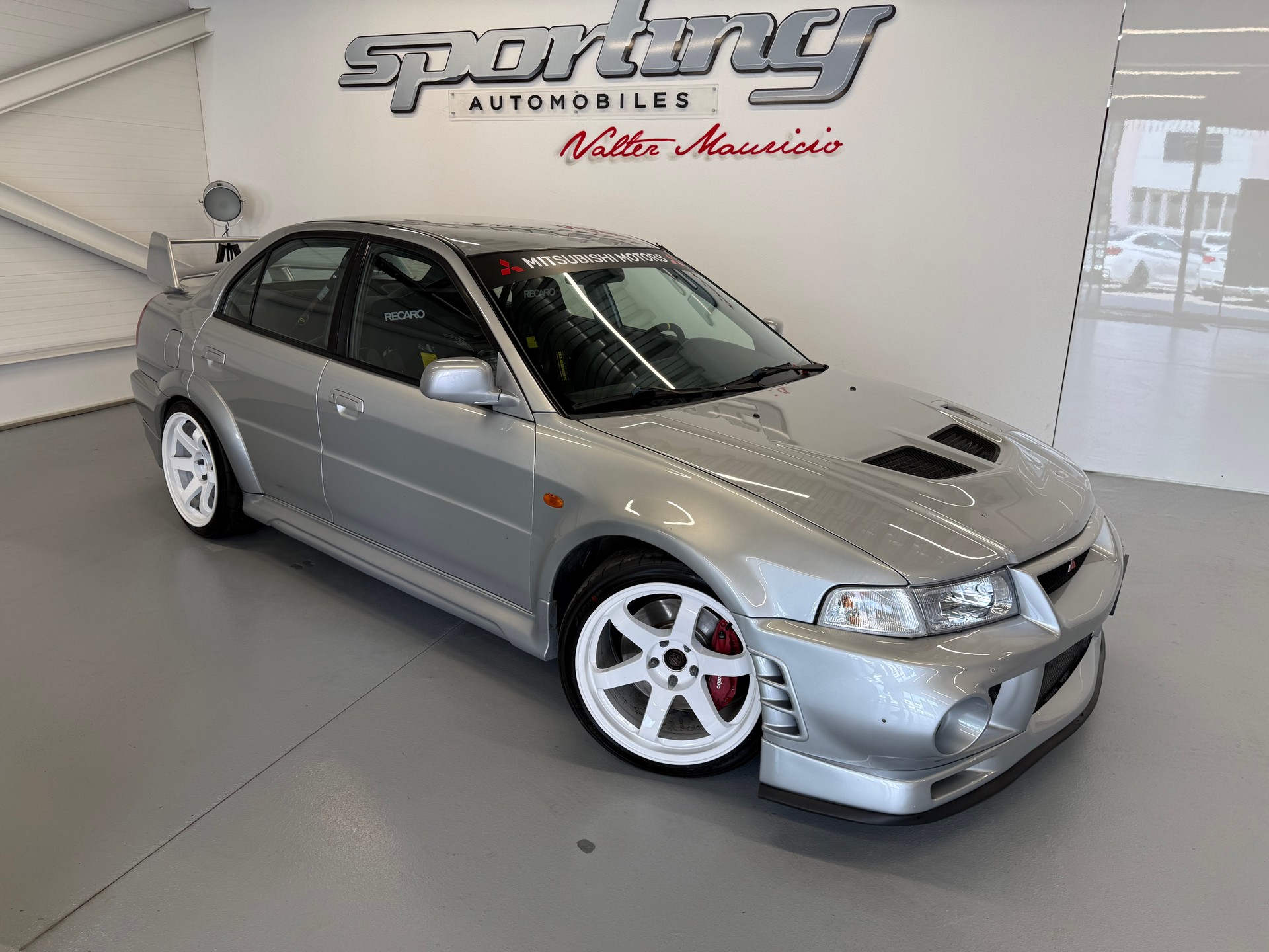 MITSUBISHI Lancer Evo VI RS-2 Limited Edition 051/130-showroom-element-2