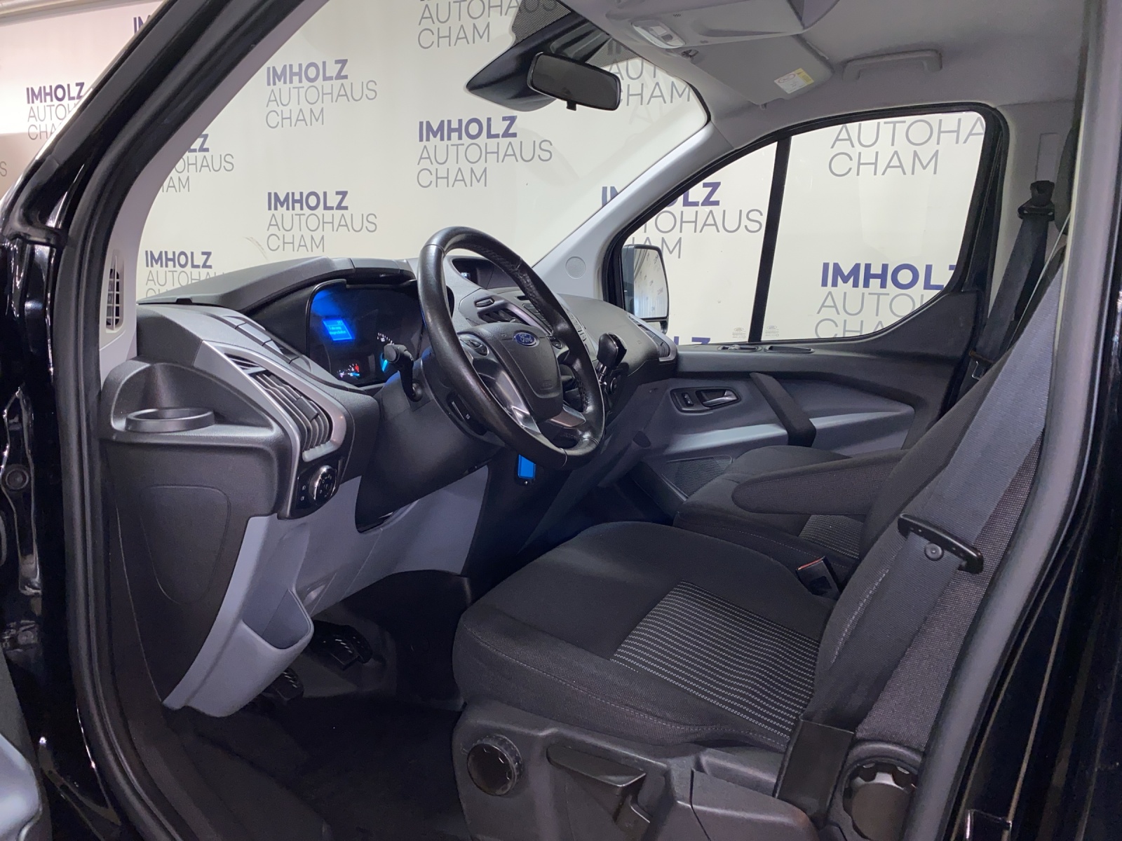 FORD Transit Custombi 310 L2 2.0 TDCi 130 PS Trend-image-15