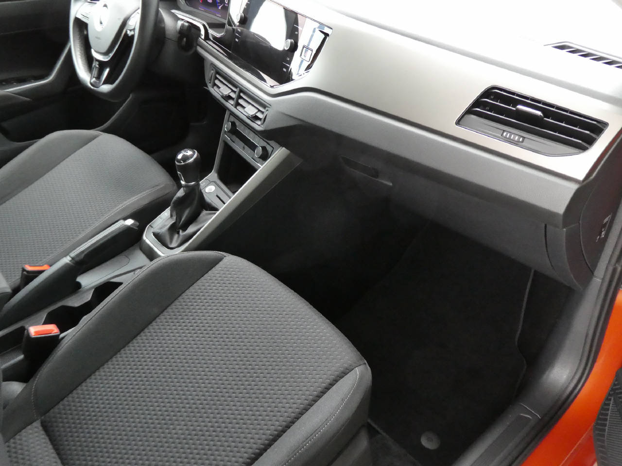 VW Polo 1.0 TSI Comfortline-image-9