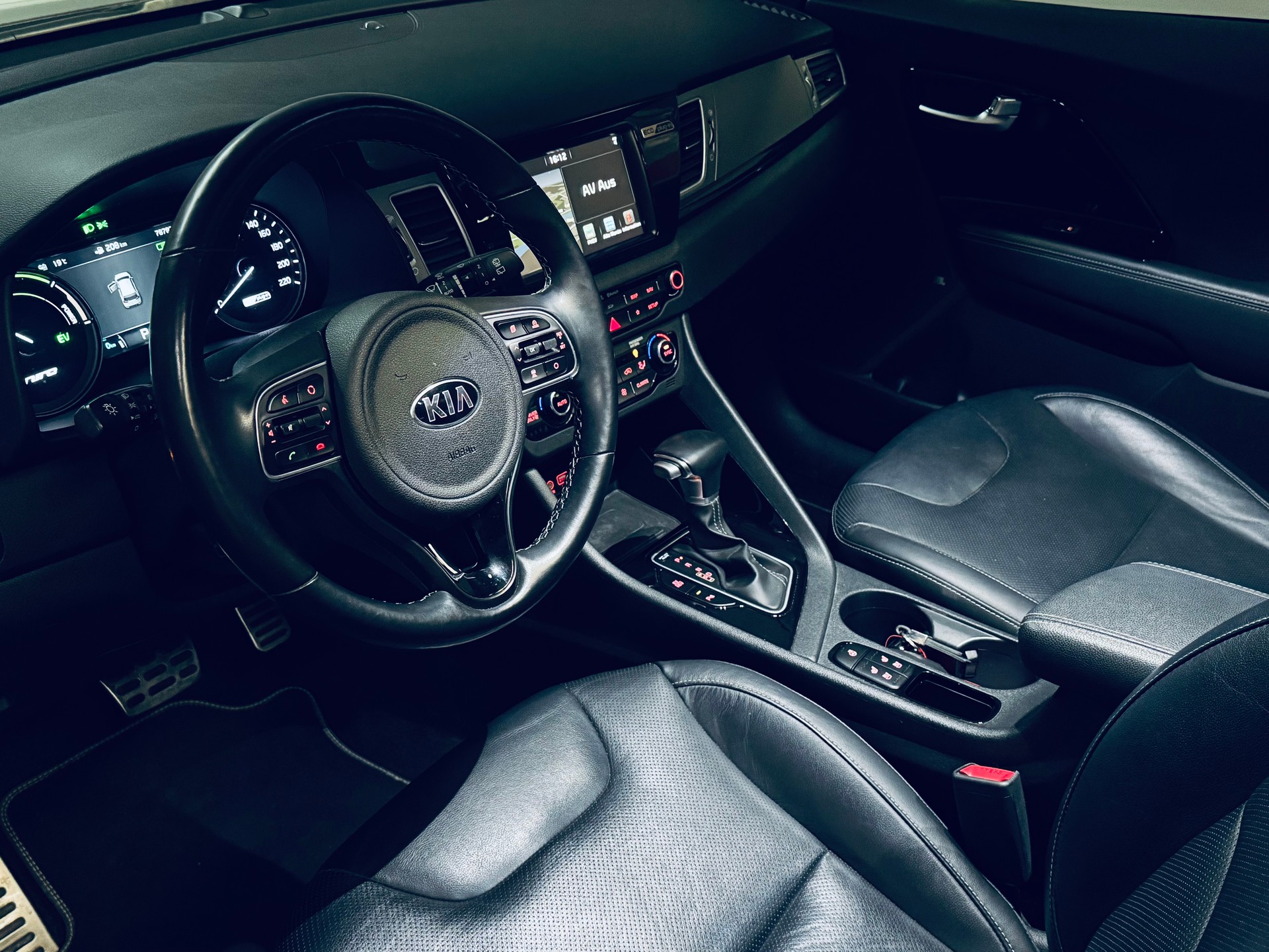 KIA Niro 1.6GDi Plug-in Hybrid DCT-image-12