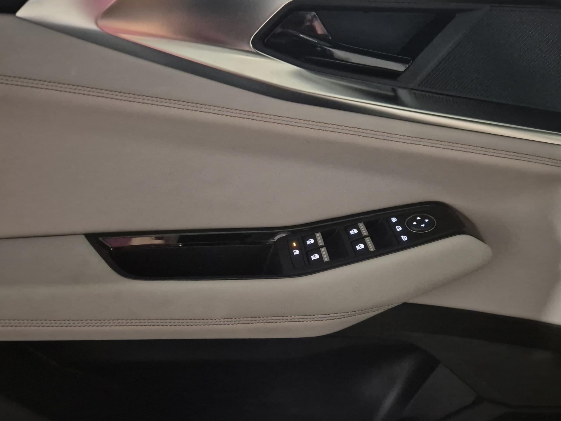RENAULT Espace 1.2 E-Tech 200 Iconic-image-23