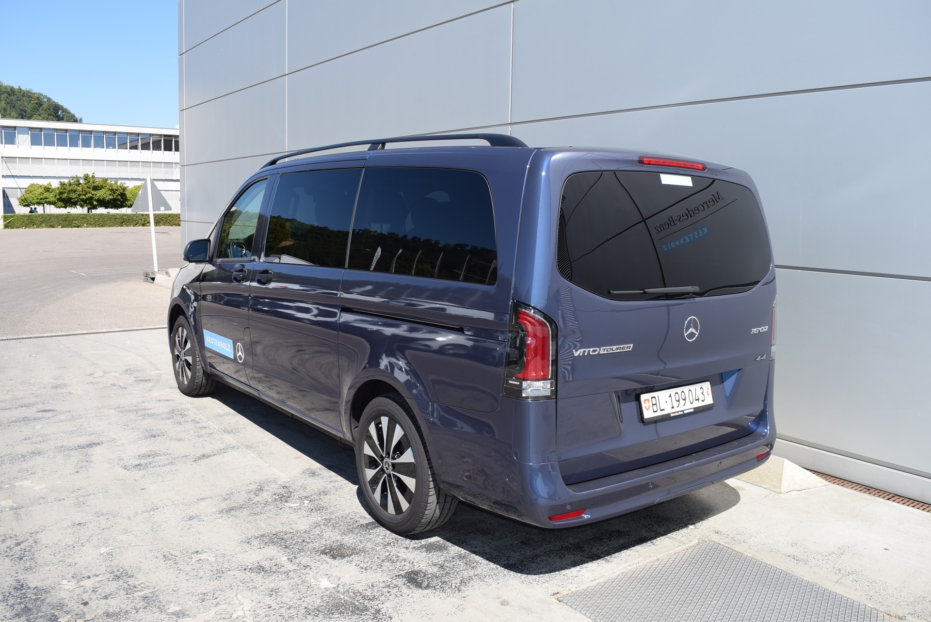 MERCEDES-BENZ Vito 116 CDI Lang Tourer 9G-Tronic 4M Select-showroom-element-1