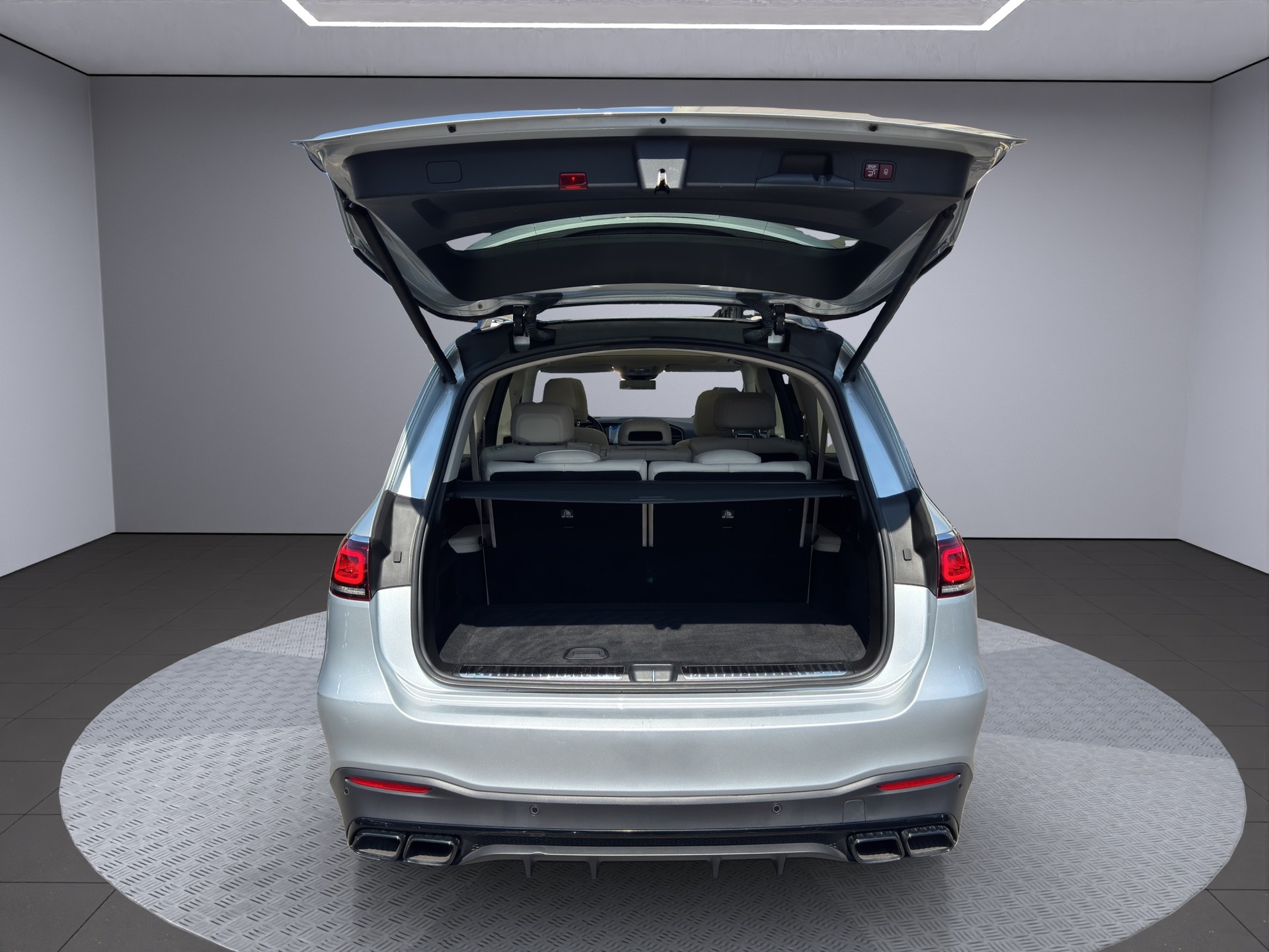 MERCEDES-BENZ GLS 63 4Matic+ TCT 9G-image-16