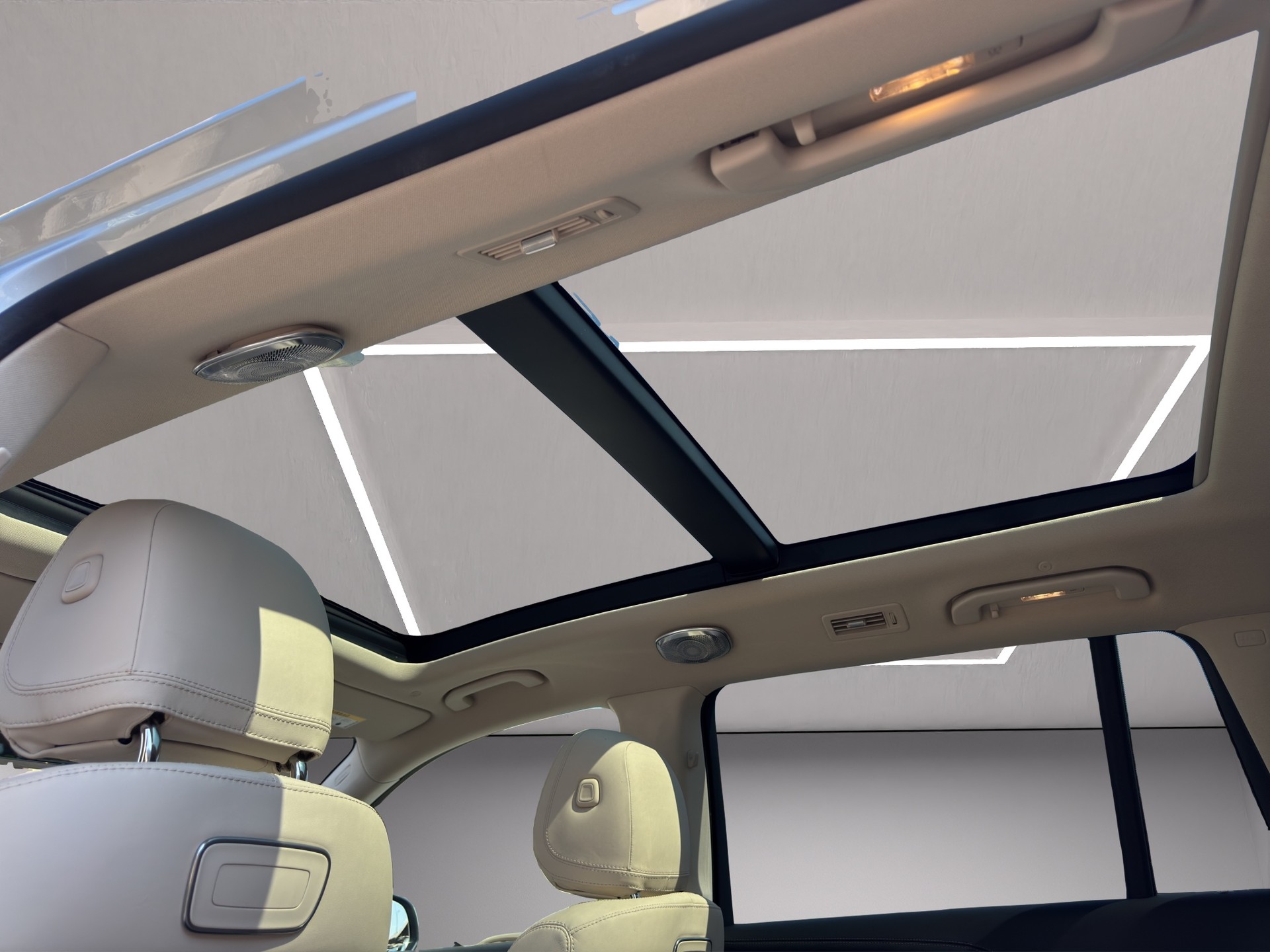 MERCEDES-BENZ GLS 63 4Matic+ TCT 9G-image-17