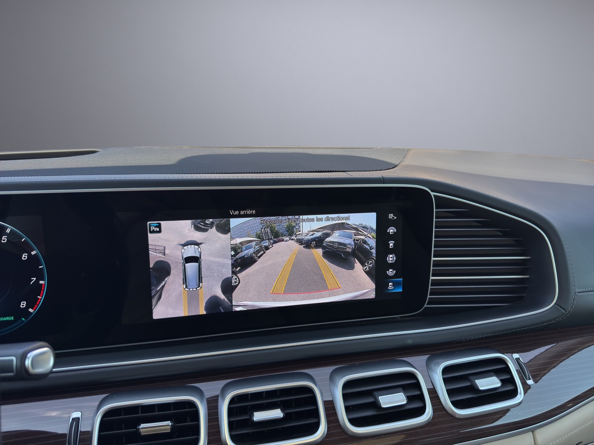 MERCEDES-BENZ GLS 63 4Matic+ TCT 9G-image-13