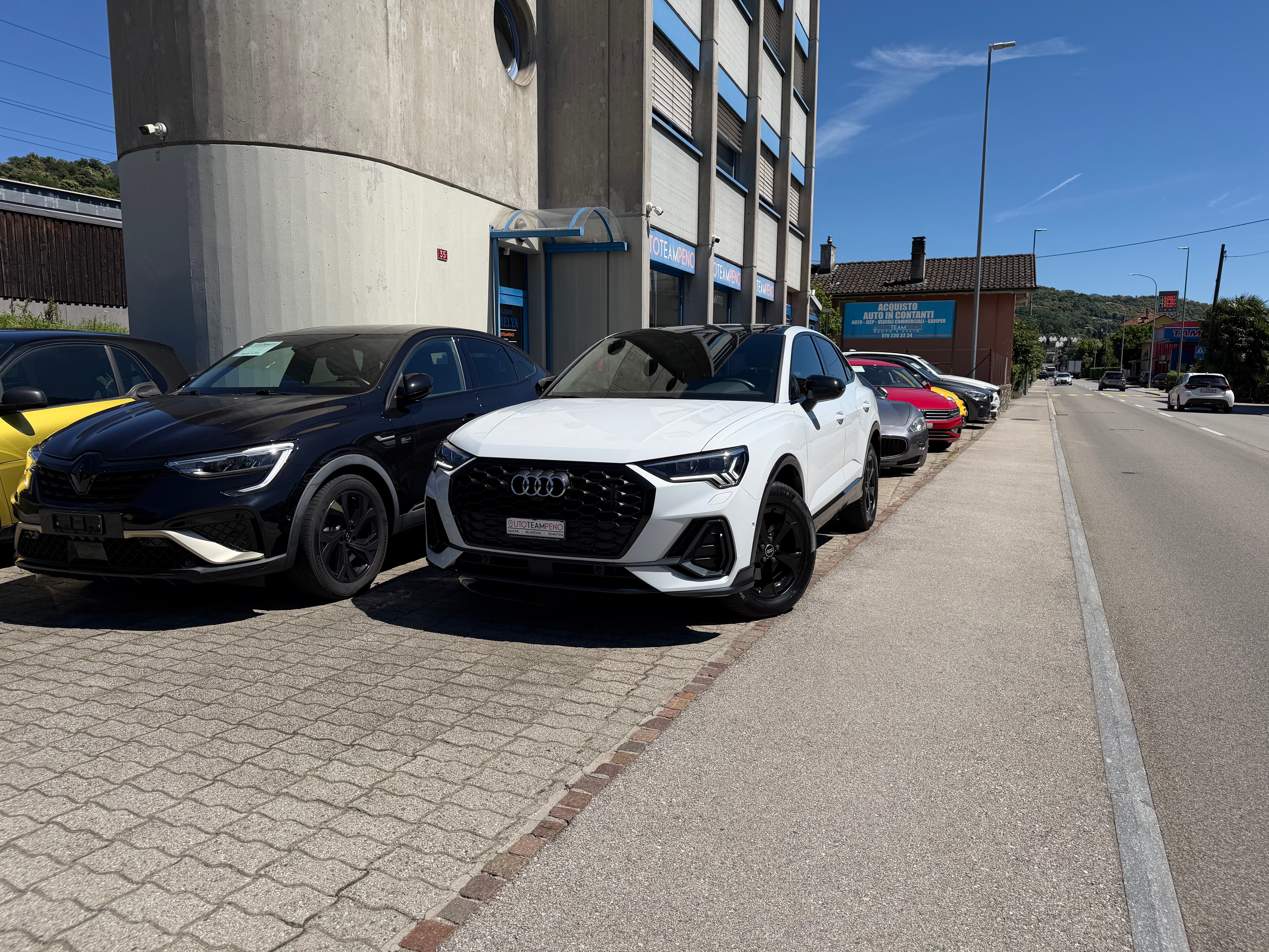 Car photo