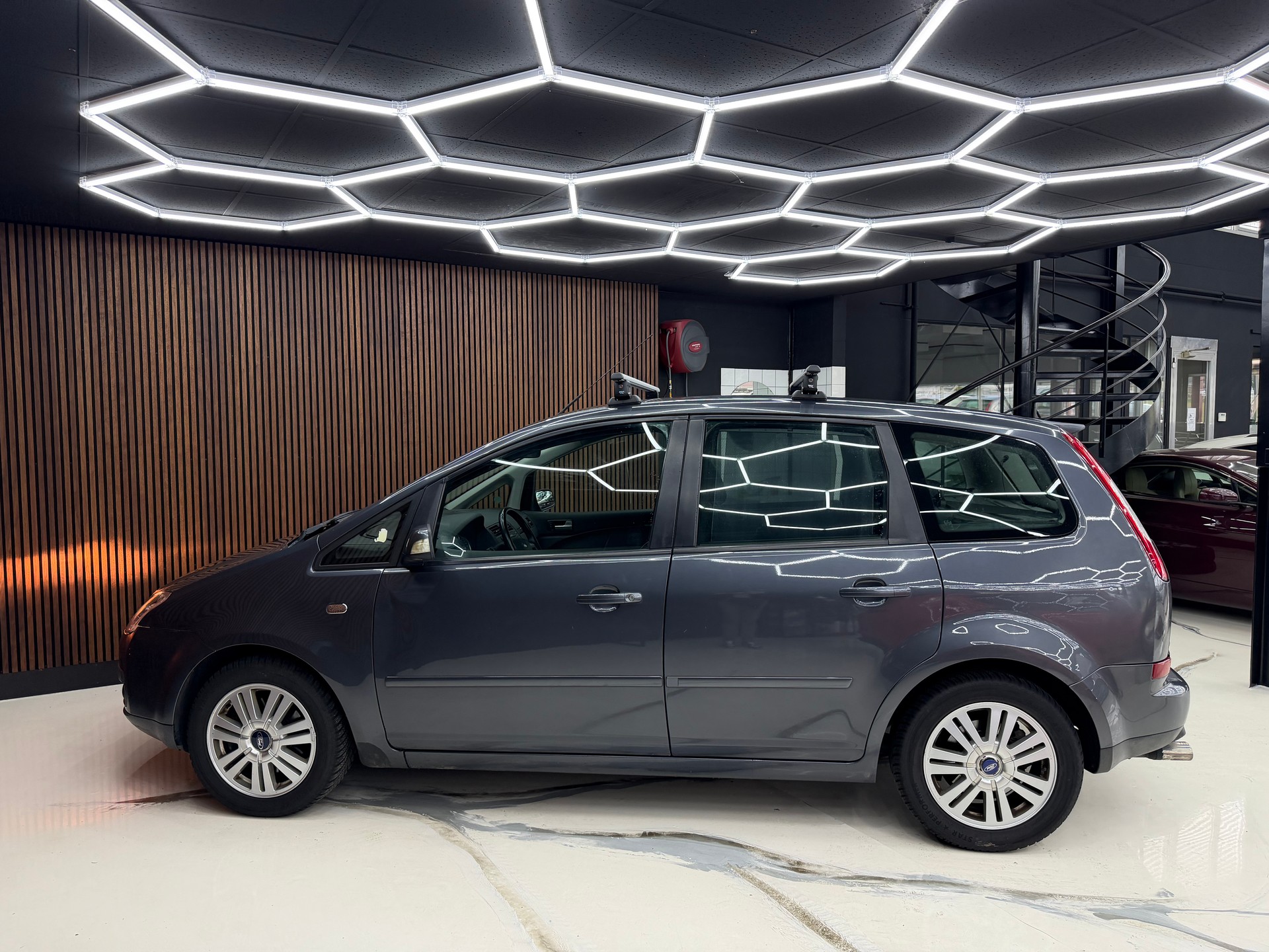 FORD Focus C-Max 2.0 Trend-image-9
