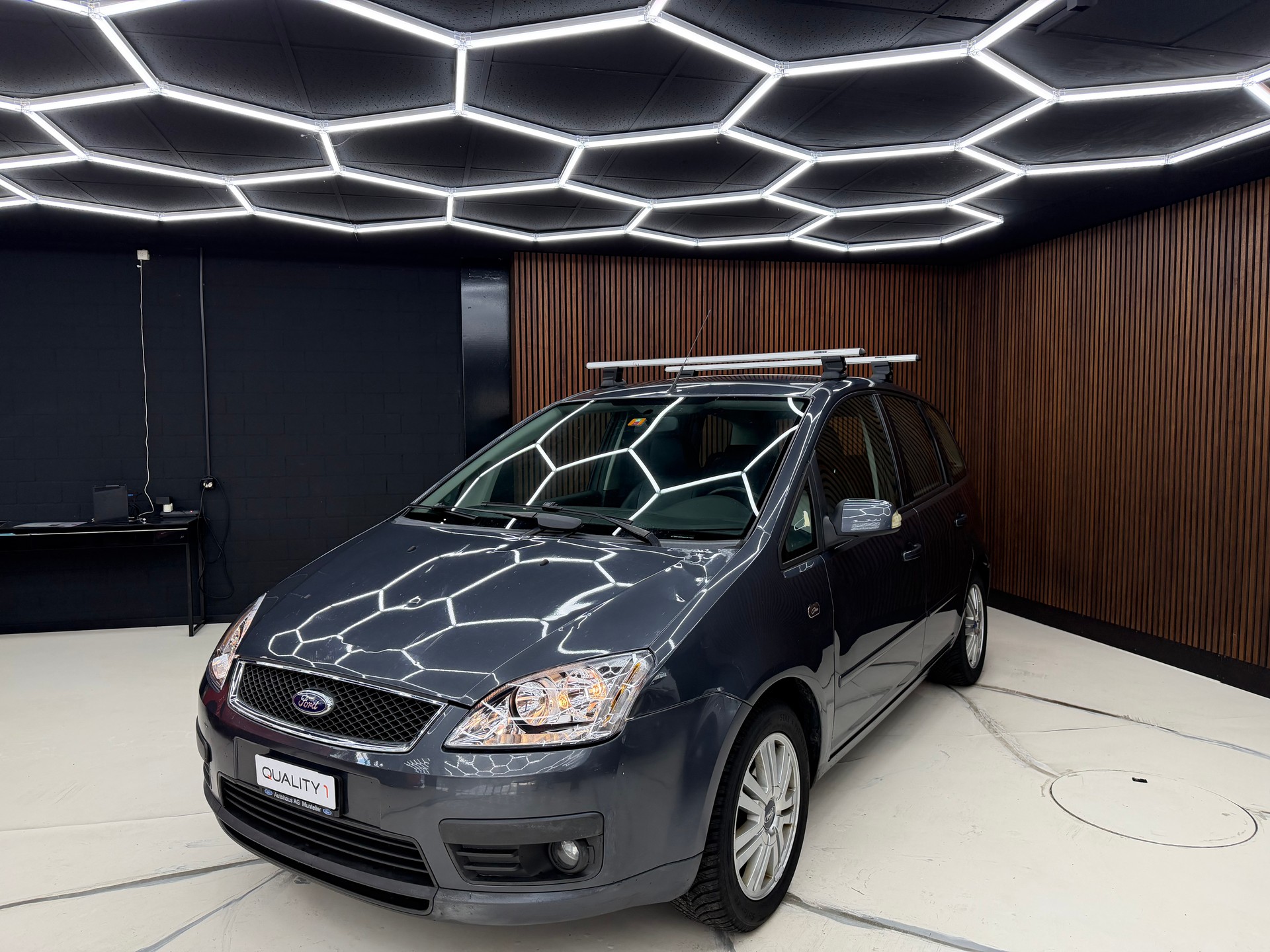 FORD Focus C-Max 2.0 Trend-image-0