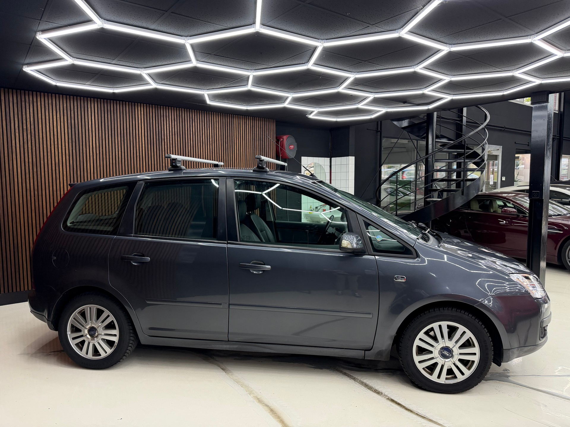 FORD Focus C-Max 2.0 Trend-image-3