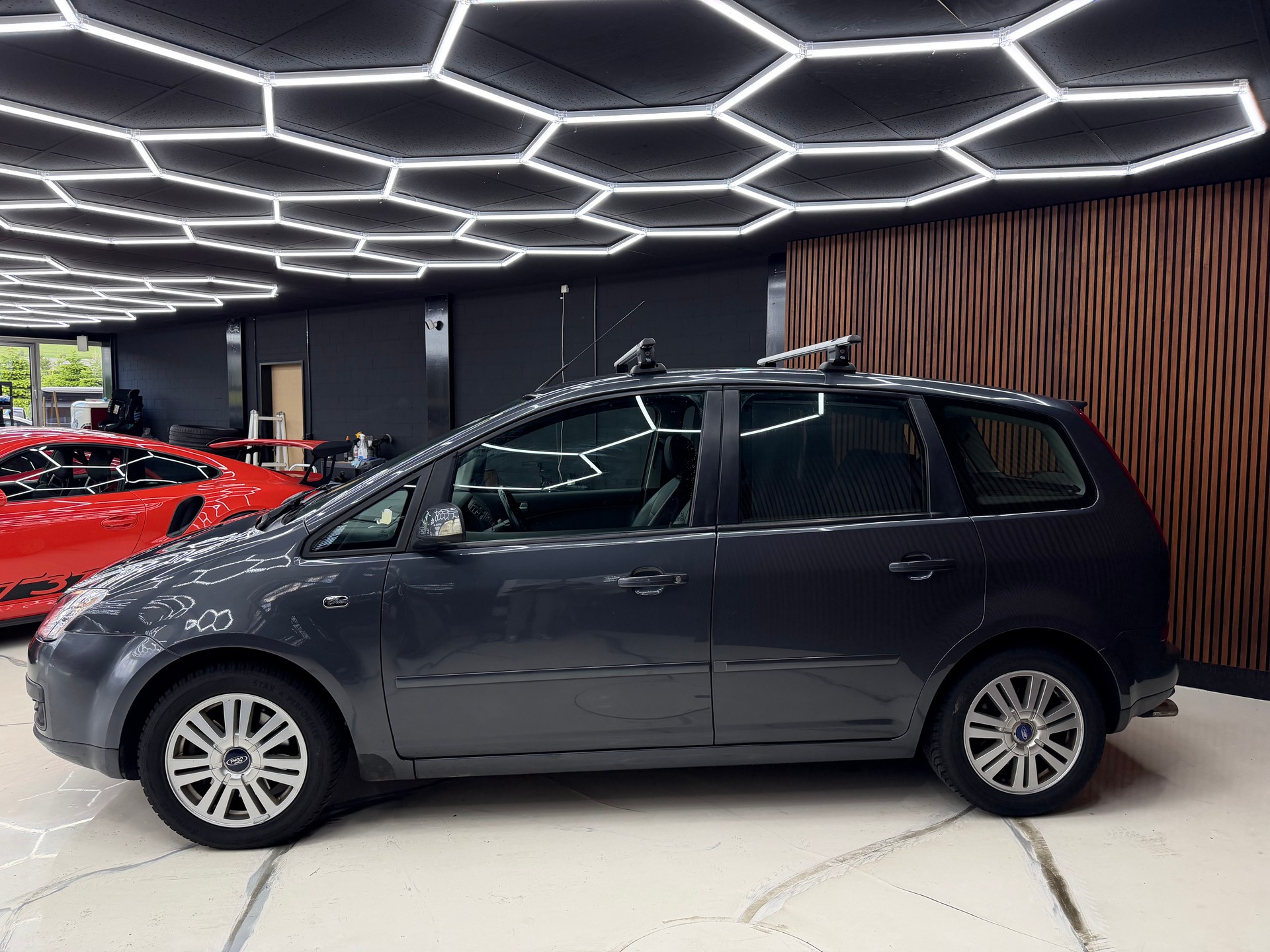 FORD Focus C-Max 2.0 Trend-image-4