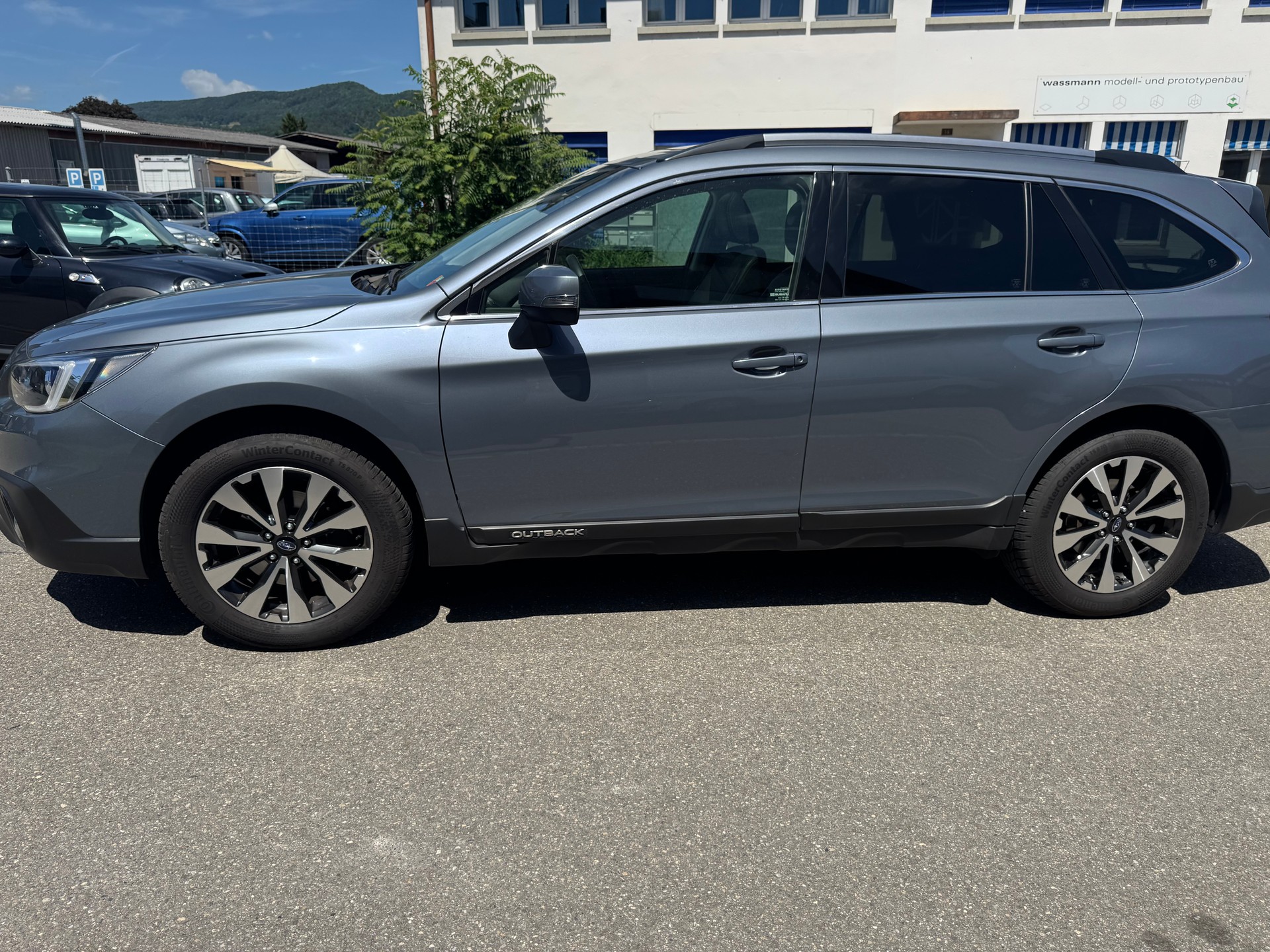 SUBARU Outback 2.5i Luxury AWD Lineartronic-image-5