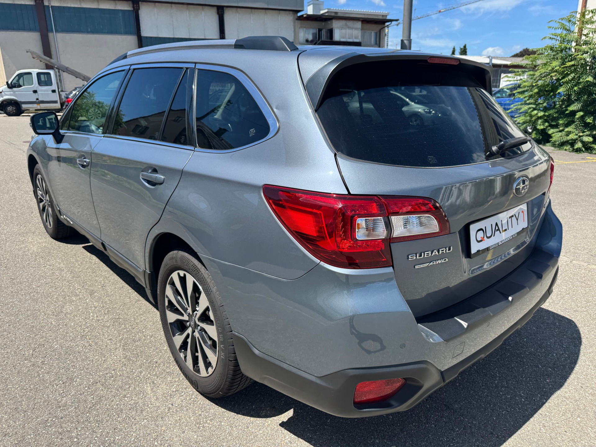 SUBARU Outback 2.5i Luxury AWD Lineartronic-image-6