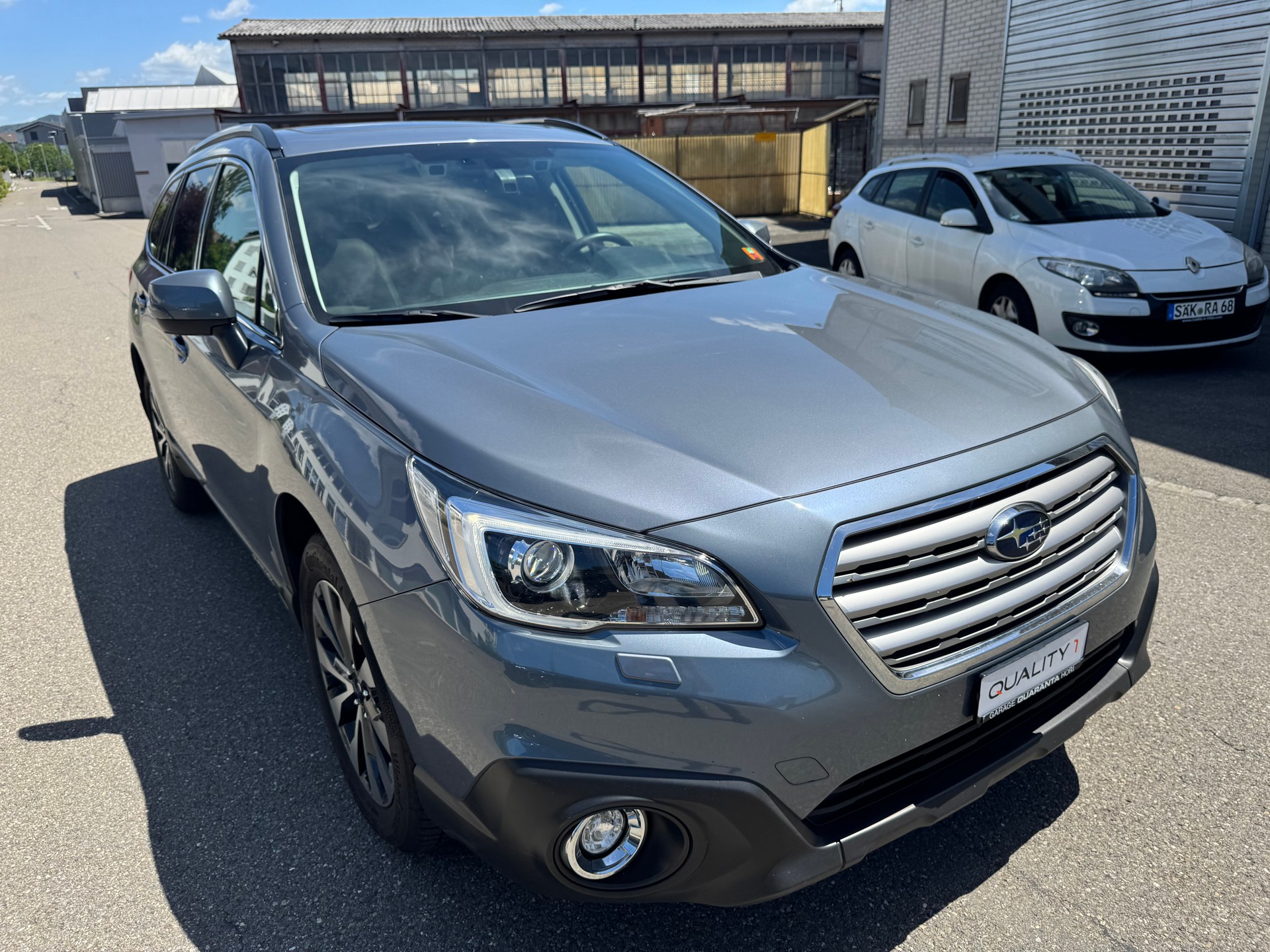 SUBARU Outback 2.5i Luxury AWD Lineartronic-image-1