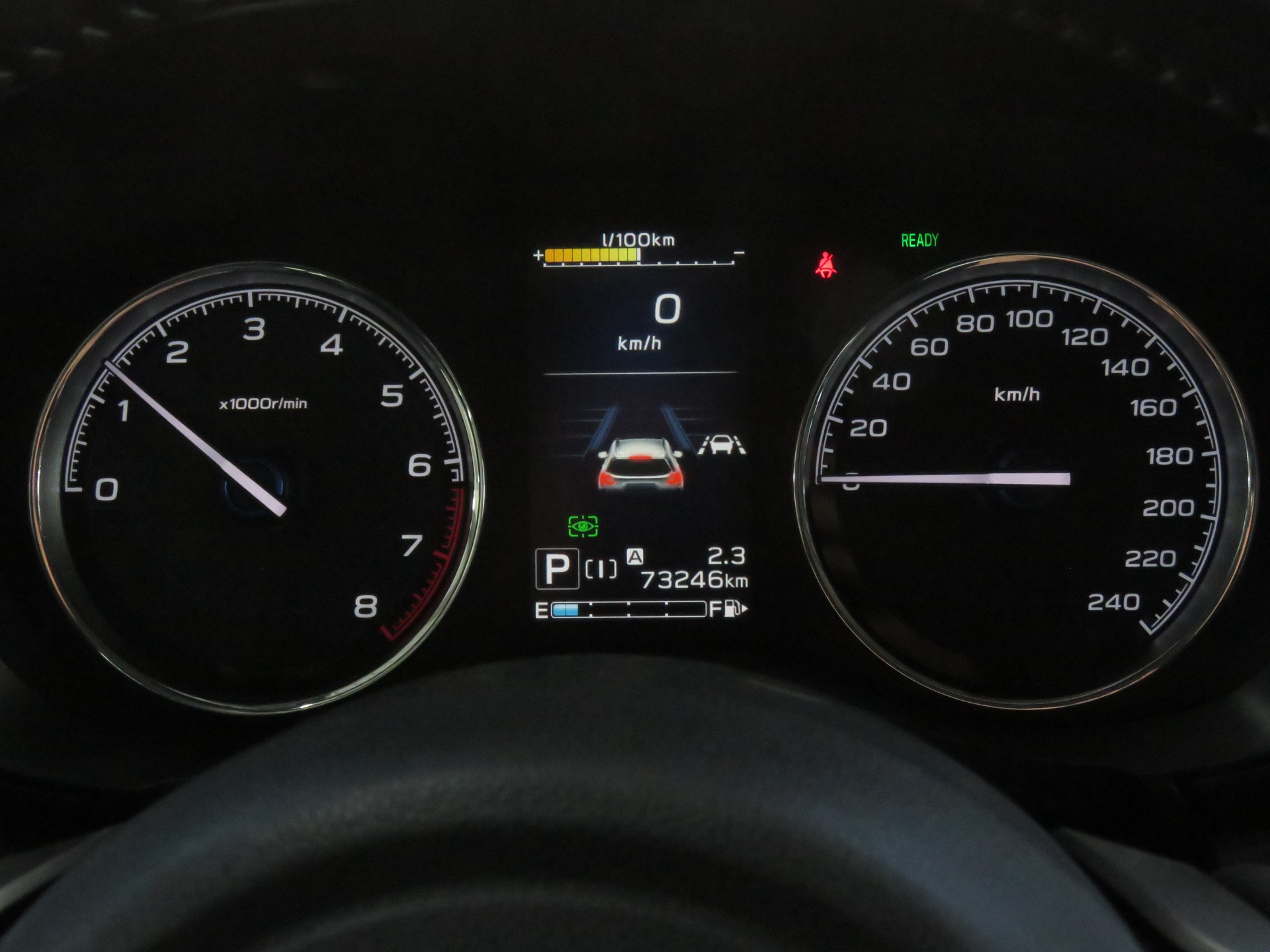 SUBARU Forester 2.0i e-Boxer Luxury Lineartronic-image-20