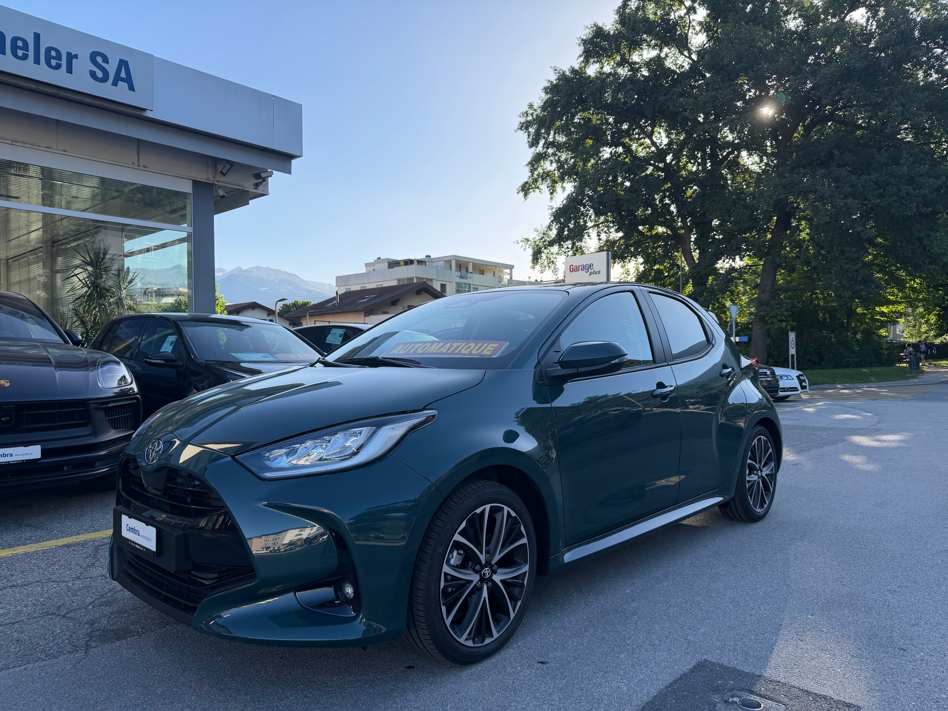 TOYOTA Yaris 1.5 Trend e-CVT-image-0