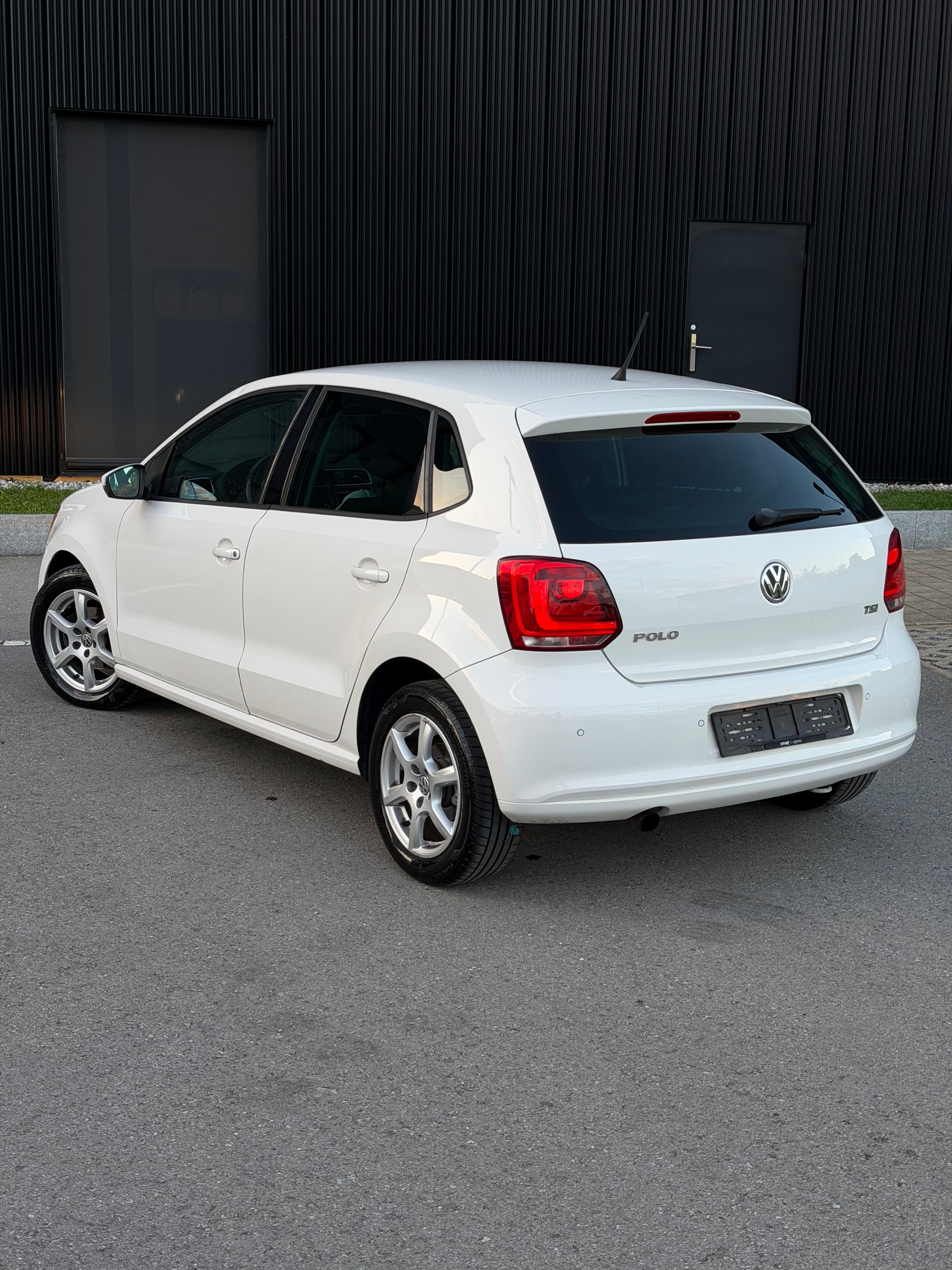 VW Polo 1.2 TSI Comfortline-image-7