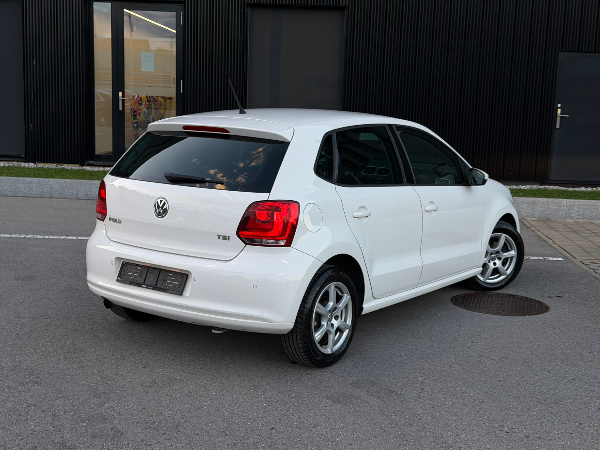 VW Polo 1.2 TSI Comfortline-image-9