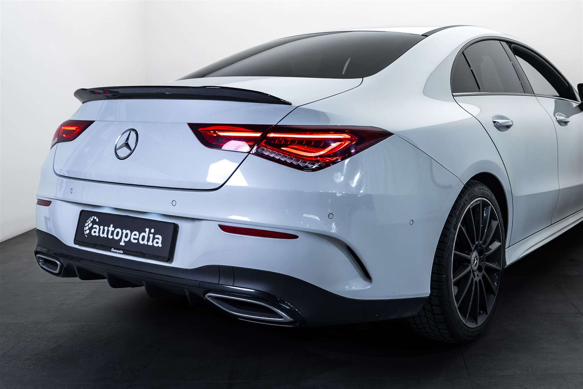MERCEDES-BENZ CLA 250 4Matic AMG Line 7G-DCT-image-3