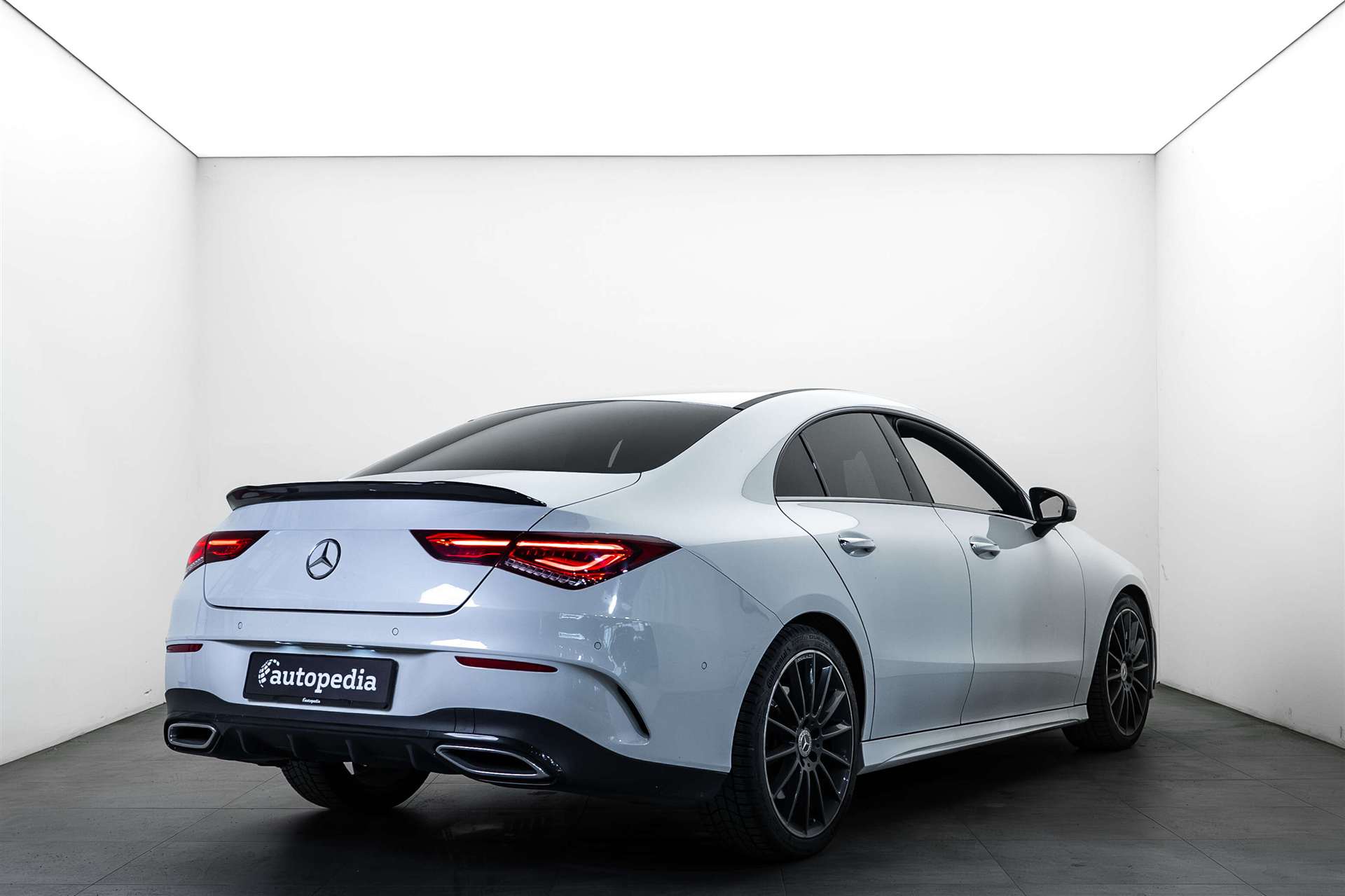 MERCEDES-BENZ CLA 250 4Matic AMG Line 7G-DCT-image-2