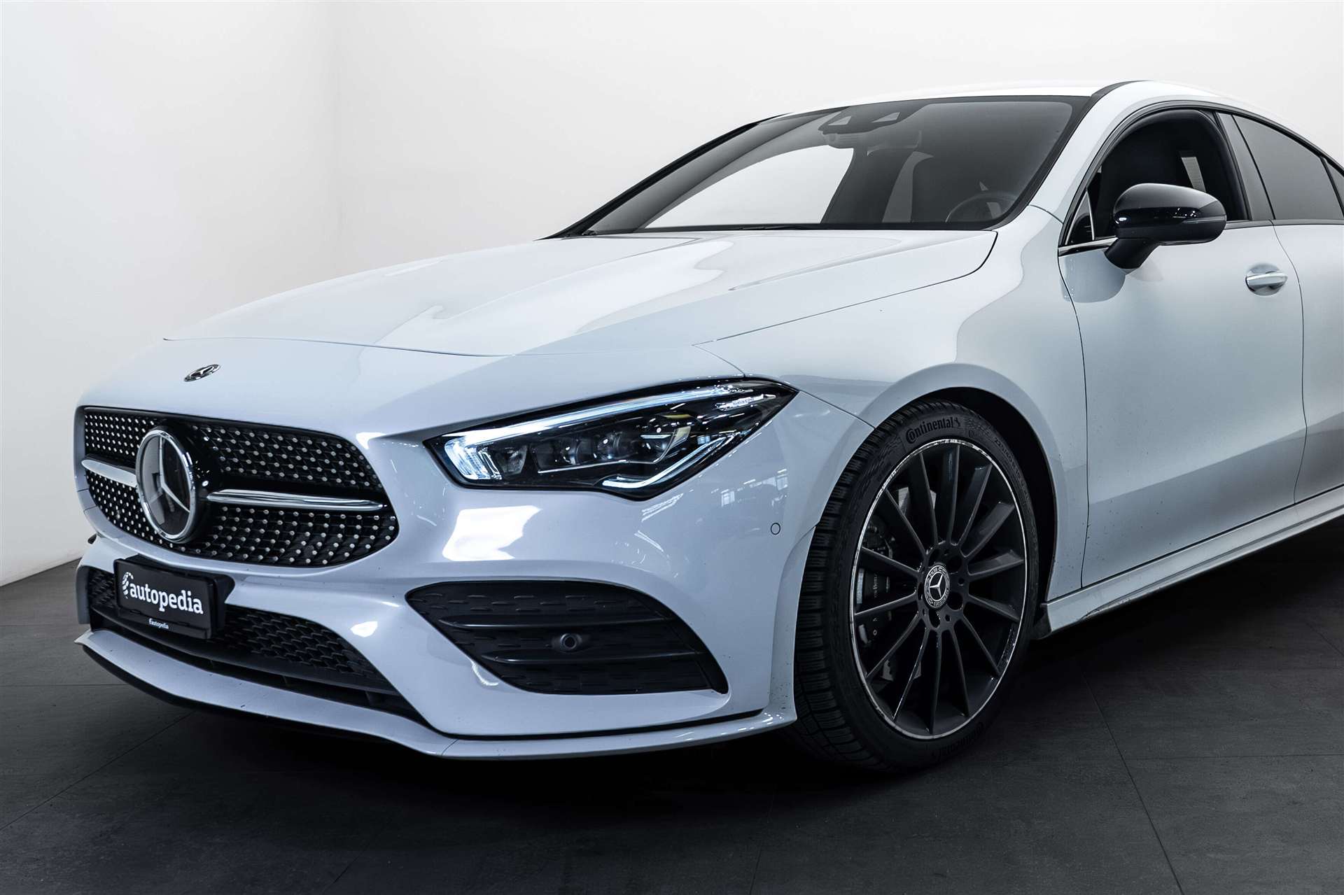MERCEDES-BENZ CLA 250 4Matic AMG Line 7G-DCT-image-1