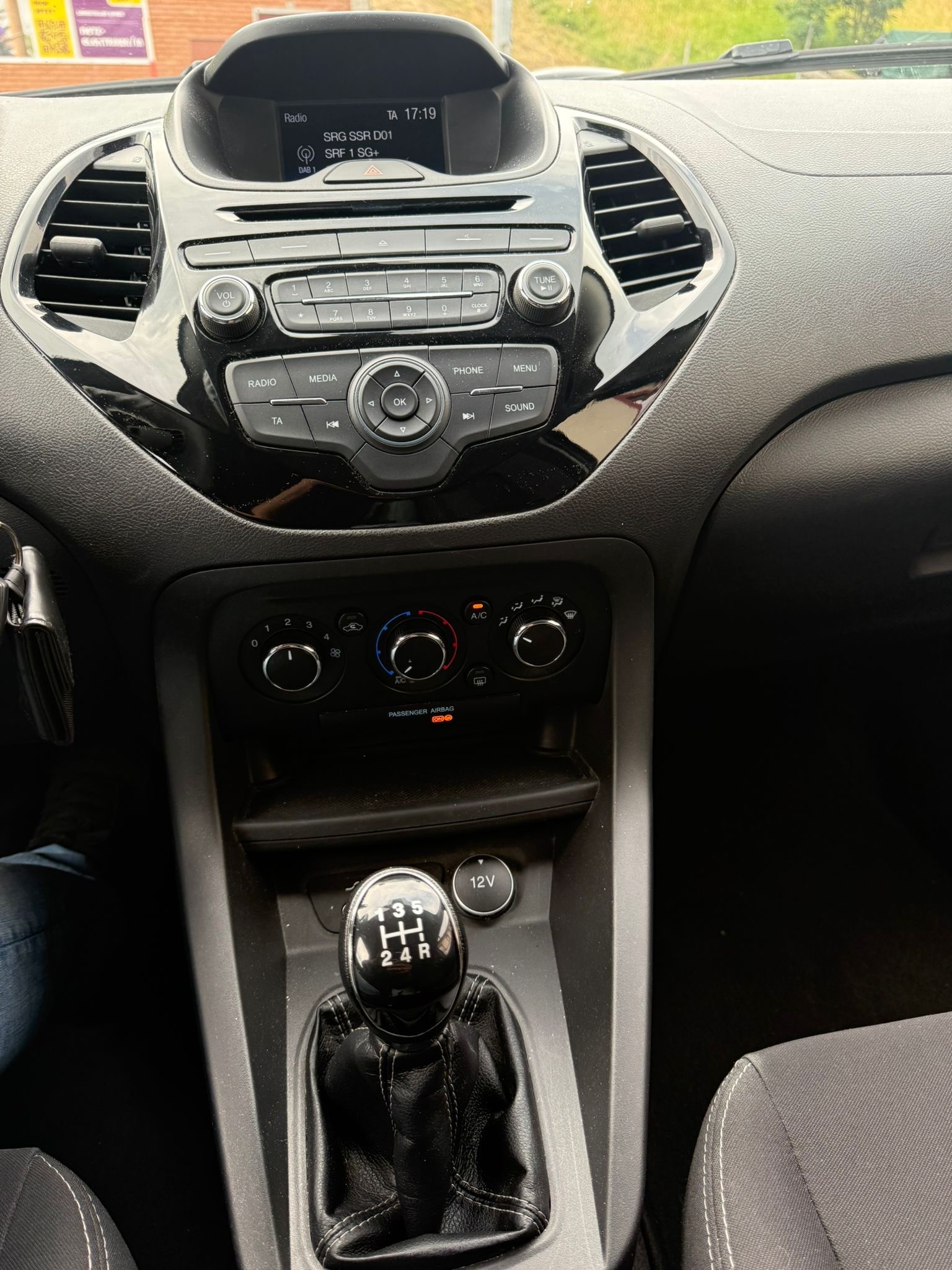 FORD KA+ 1.2 Ti-VCT Cool&Sound-image-6