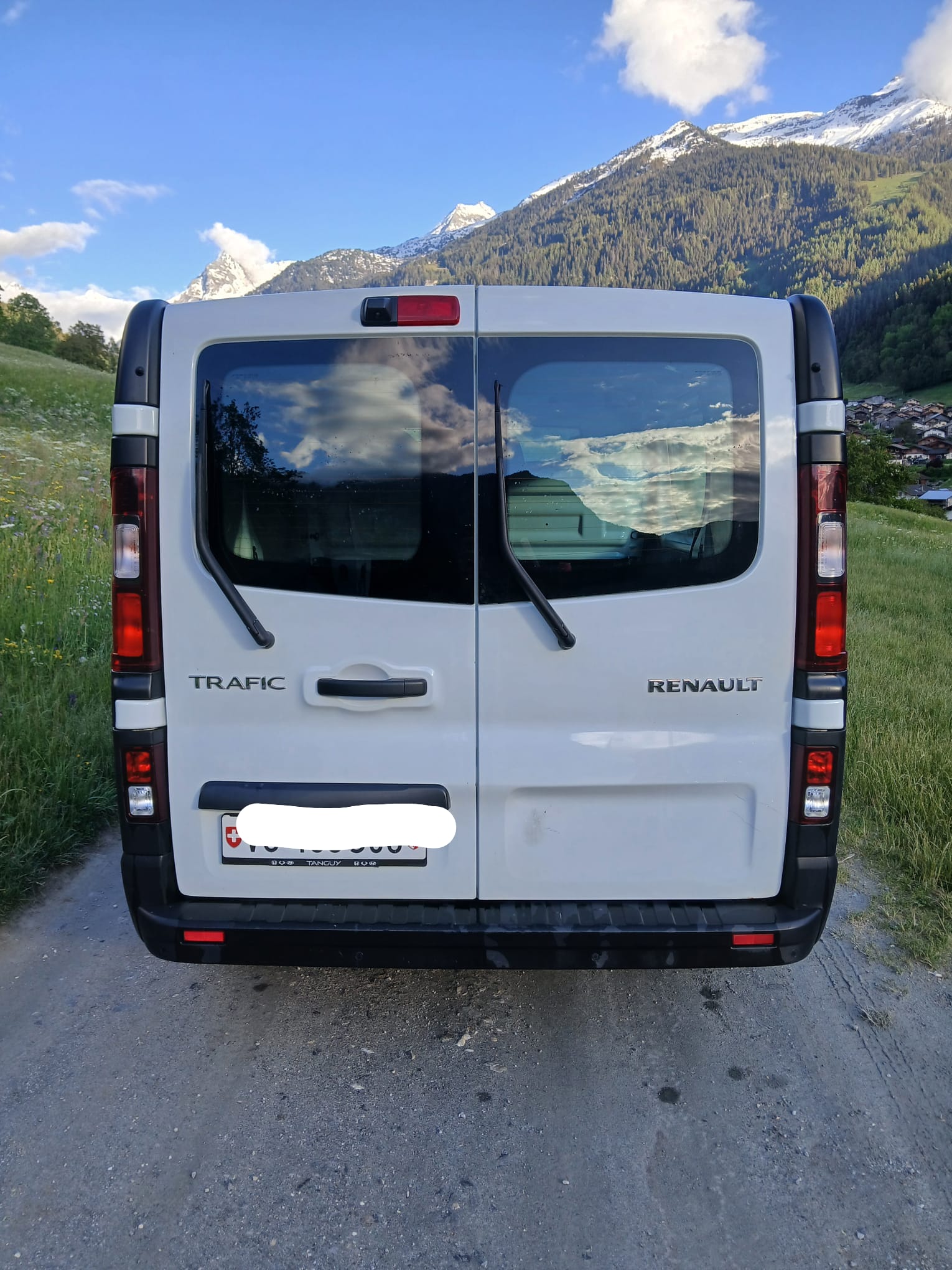 RENAULT 2.0 dCi 120 Access-image-1