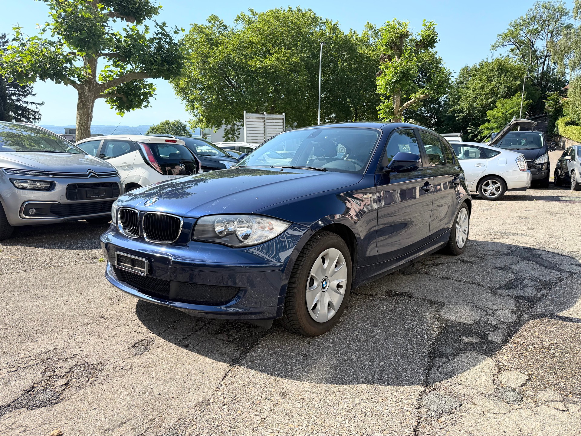 BMW 116i Steptronic-image-0