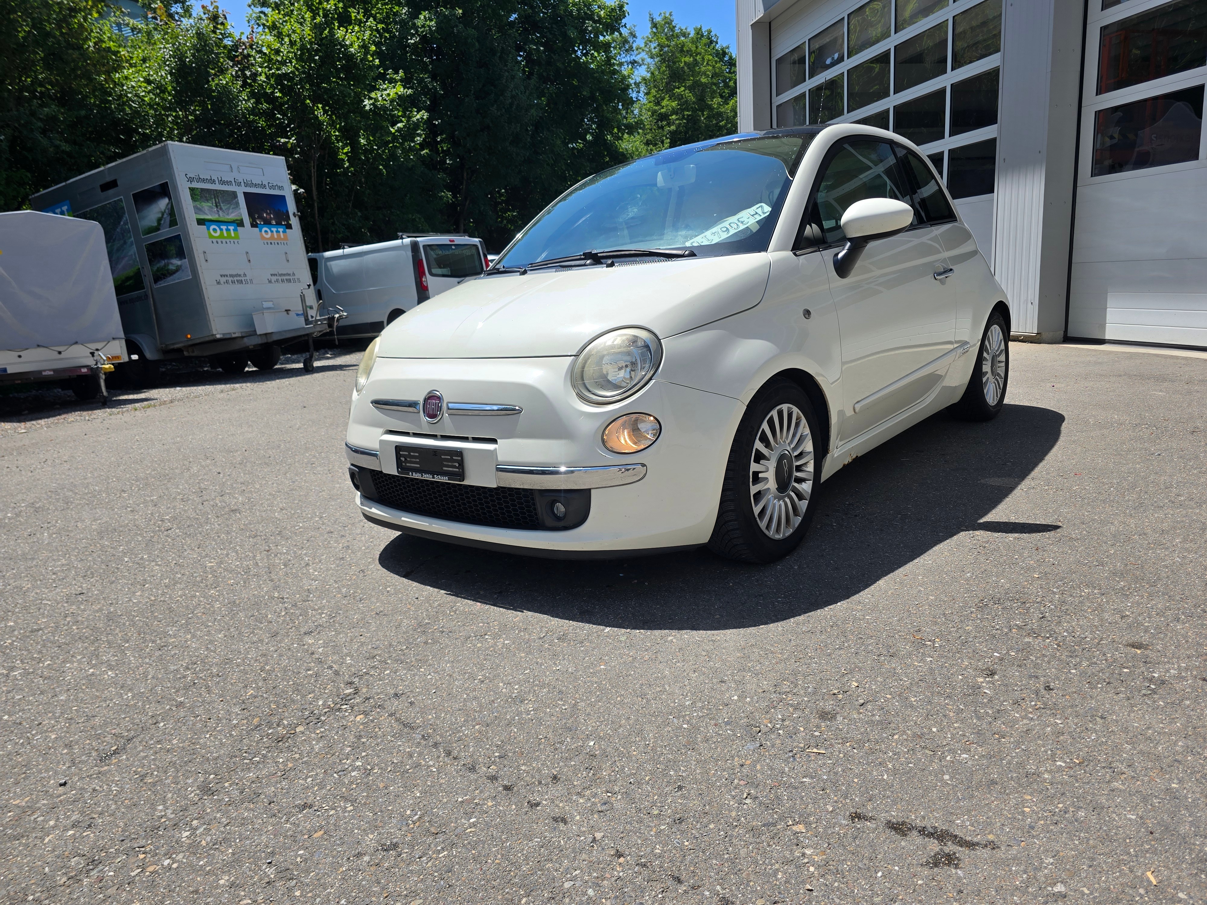 Car photo