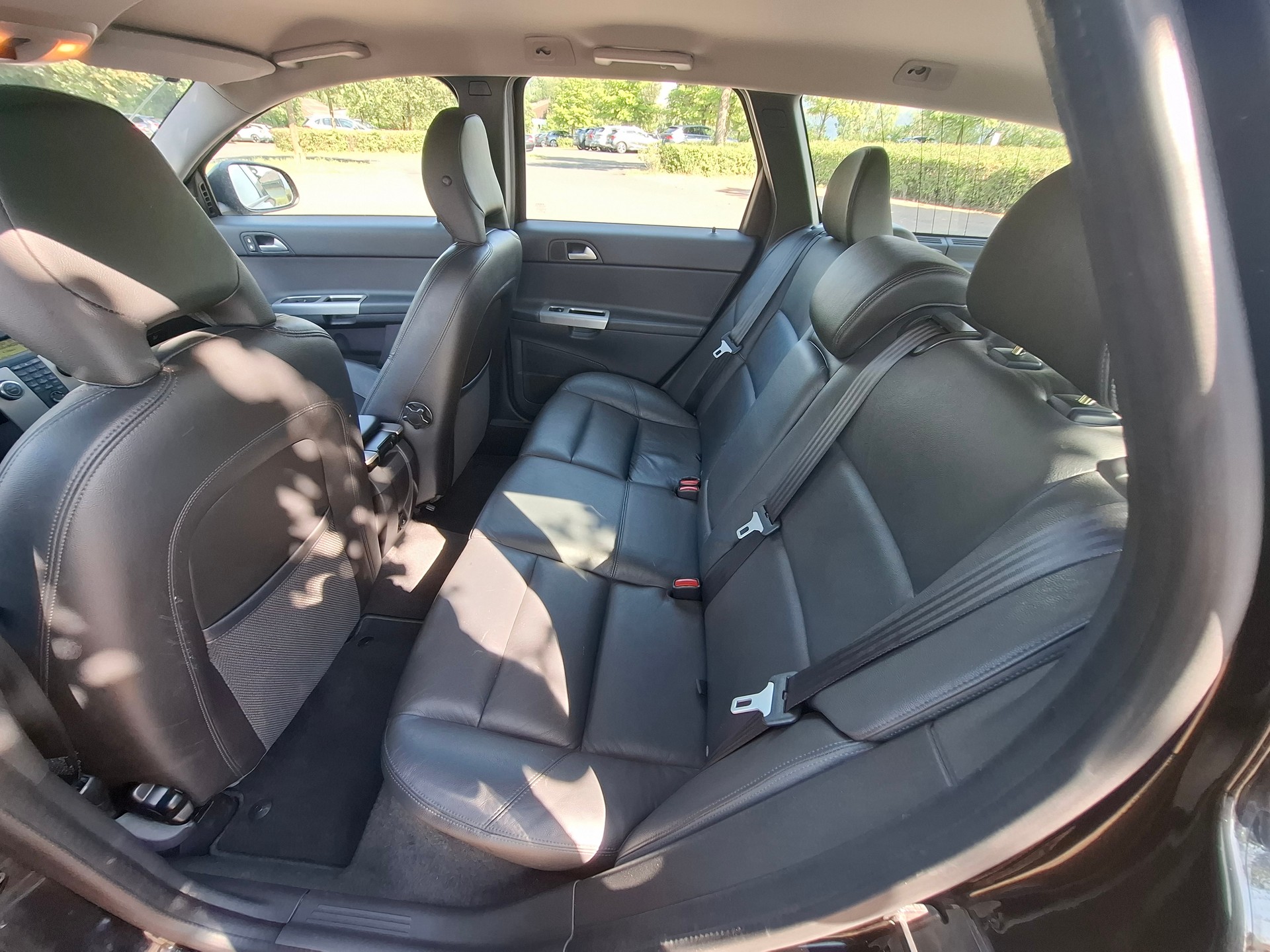 VOLVO V50 2.4I-image-11