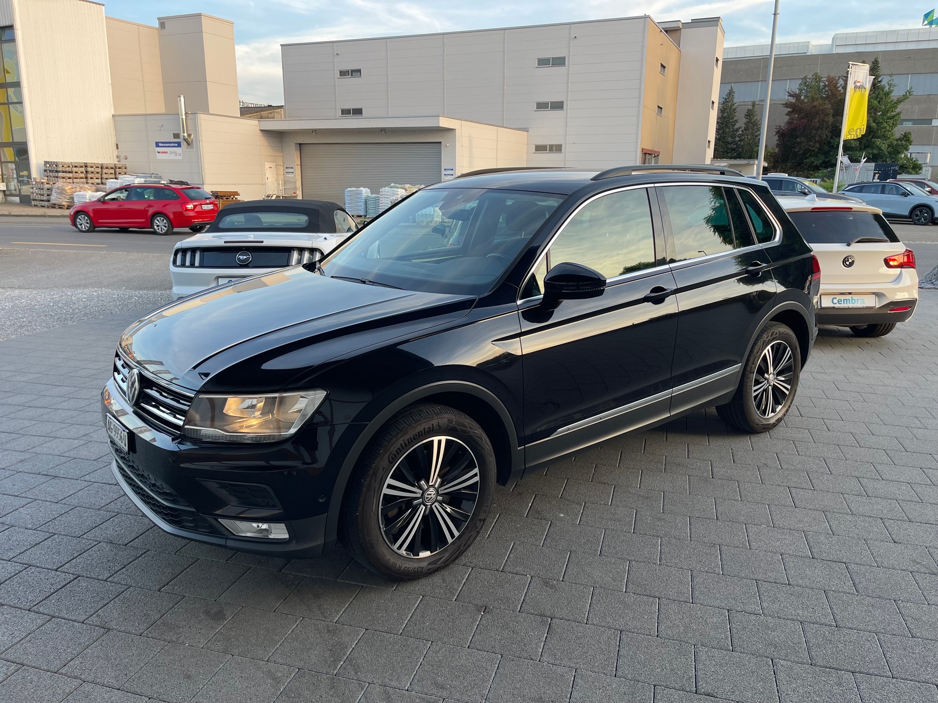 VW Tiguan 2.0 TDI SCR Comfortline 4Motion DSG-image-1