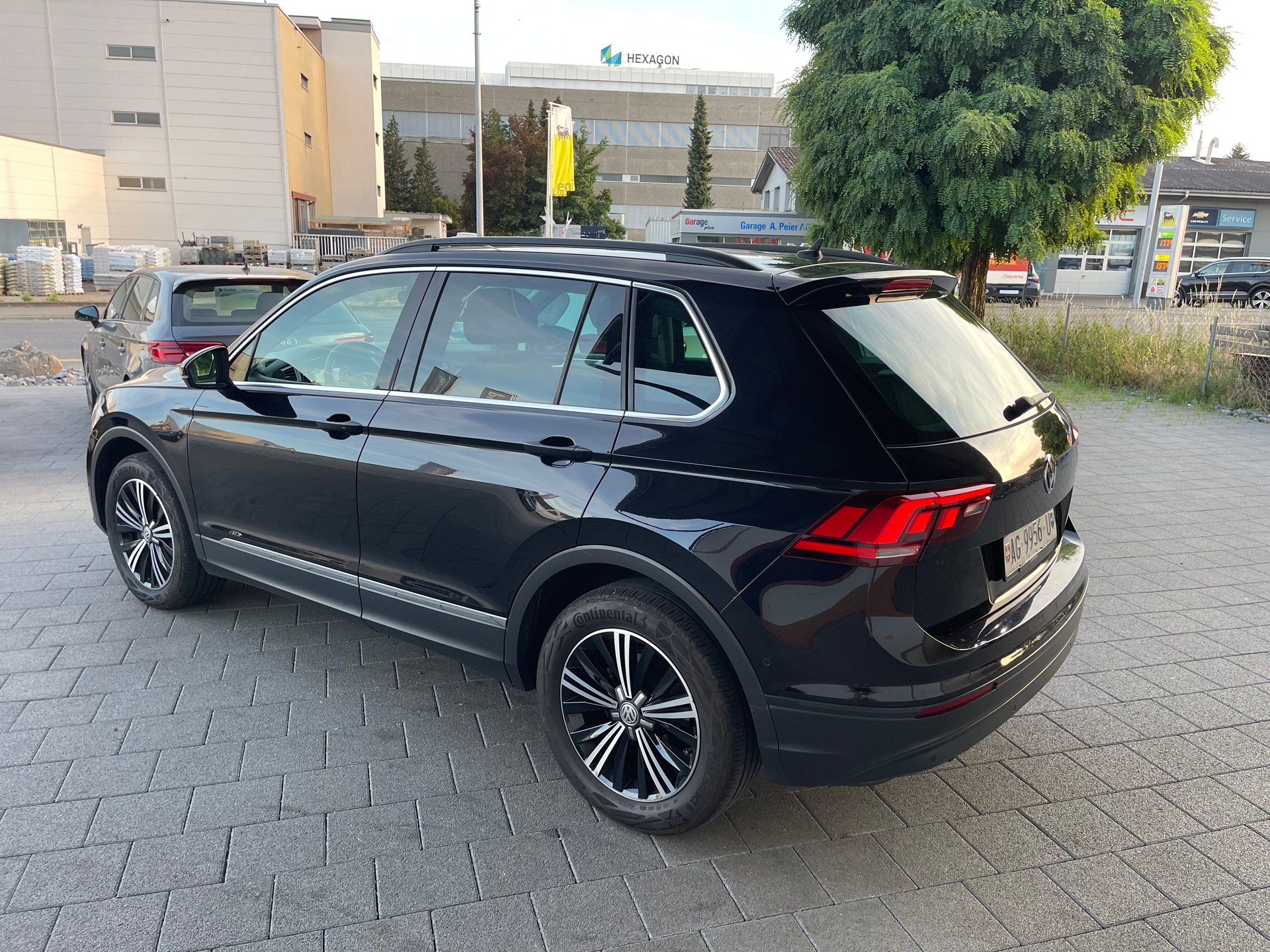 VW Tiguan 2.0 TDI SCR Comfortline 4Motion DSG-image-5