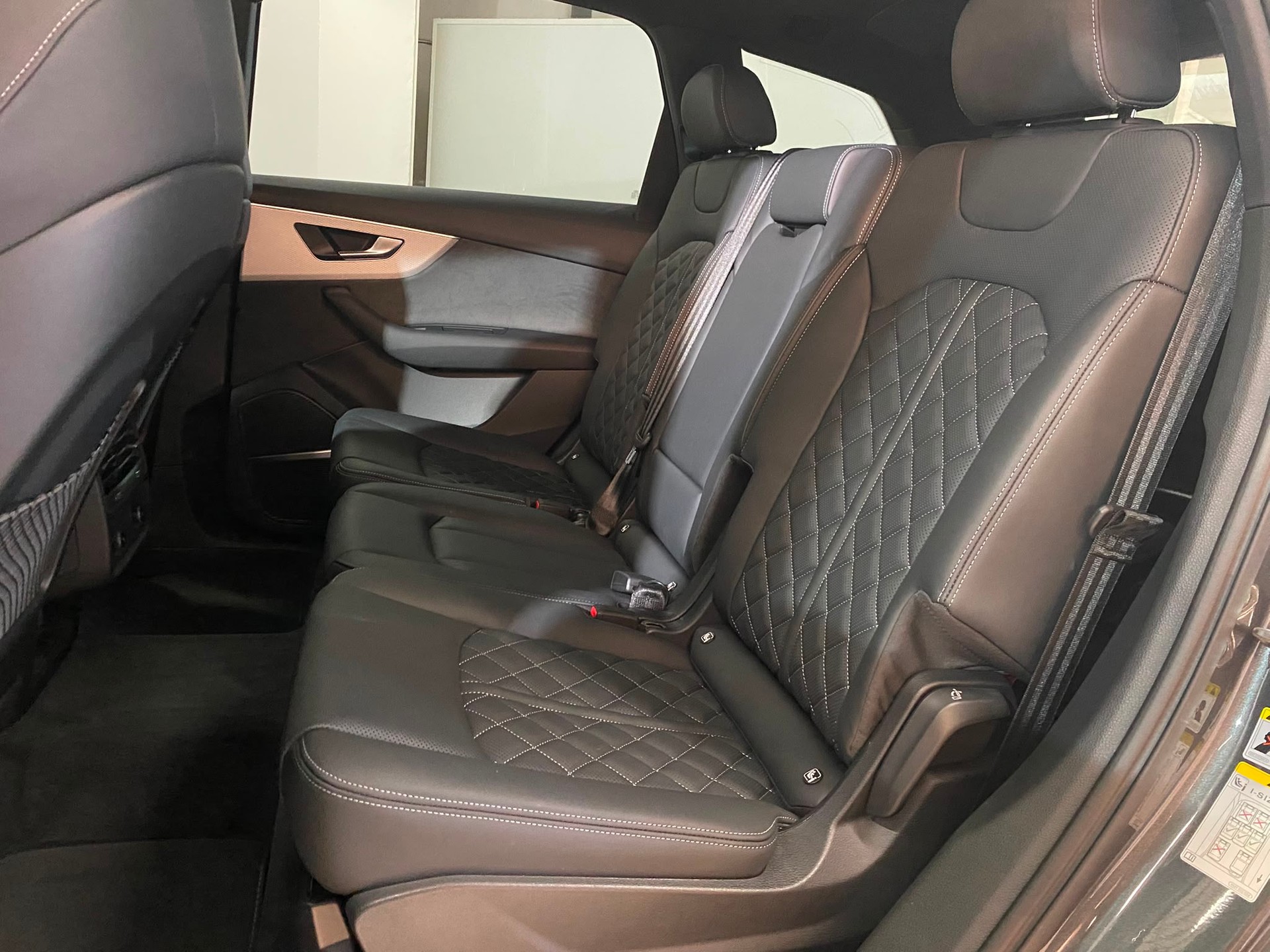 AUDI Q7 SUV TDI quattro 210 kW S Line tiptronic-image-10